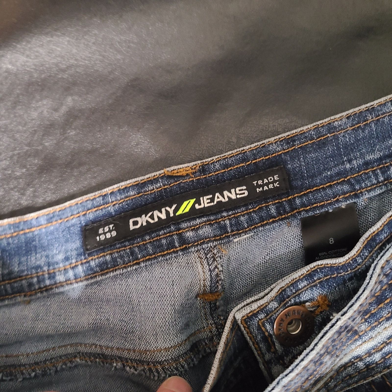 DKNY Vintage 90s Y2K DKMY Jeans with belt and roll cuff size 8 Size 30" / US 8 / IT 44 - 3 Thumbnail
