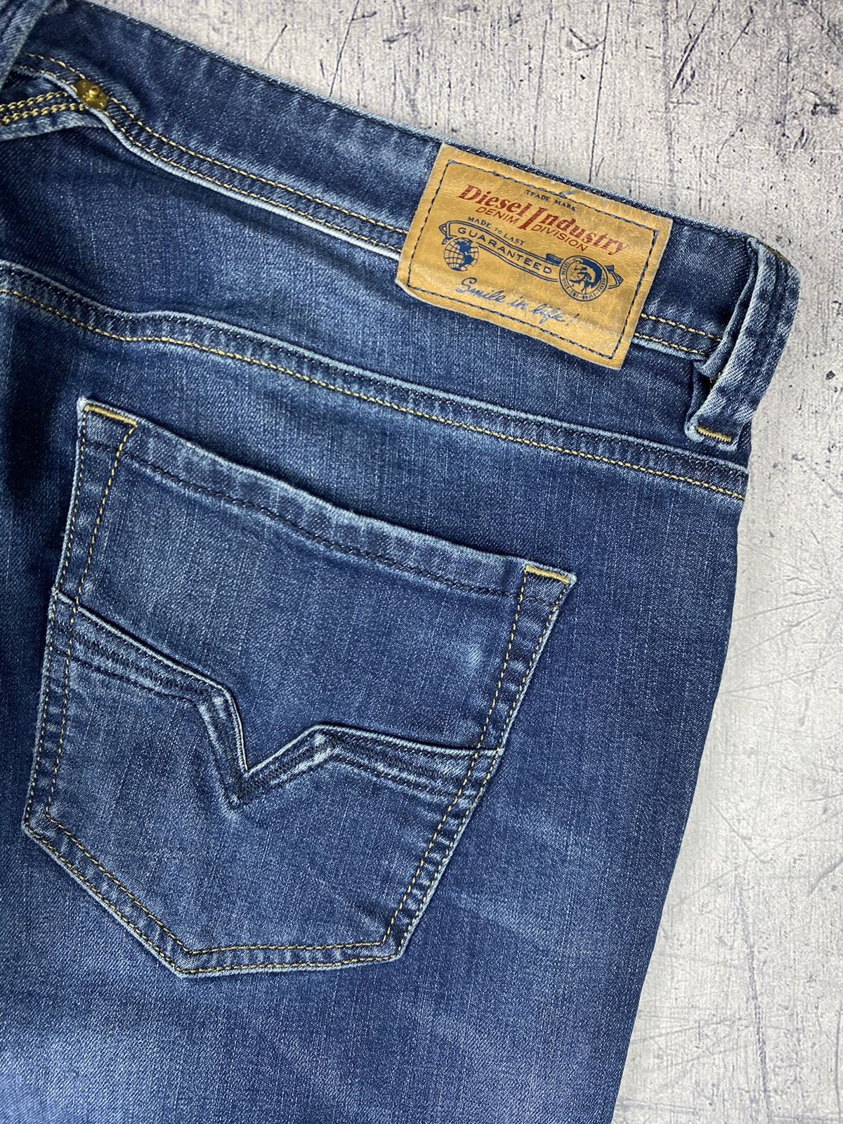 Diesel Vintage Diesel Jeans Denim Pants Size US 38 / EU 54 - 4 Thumbnail