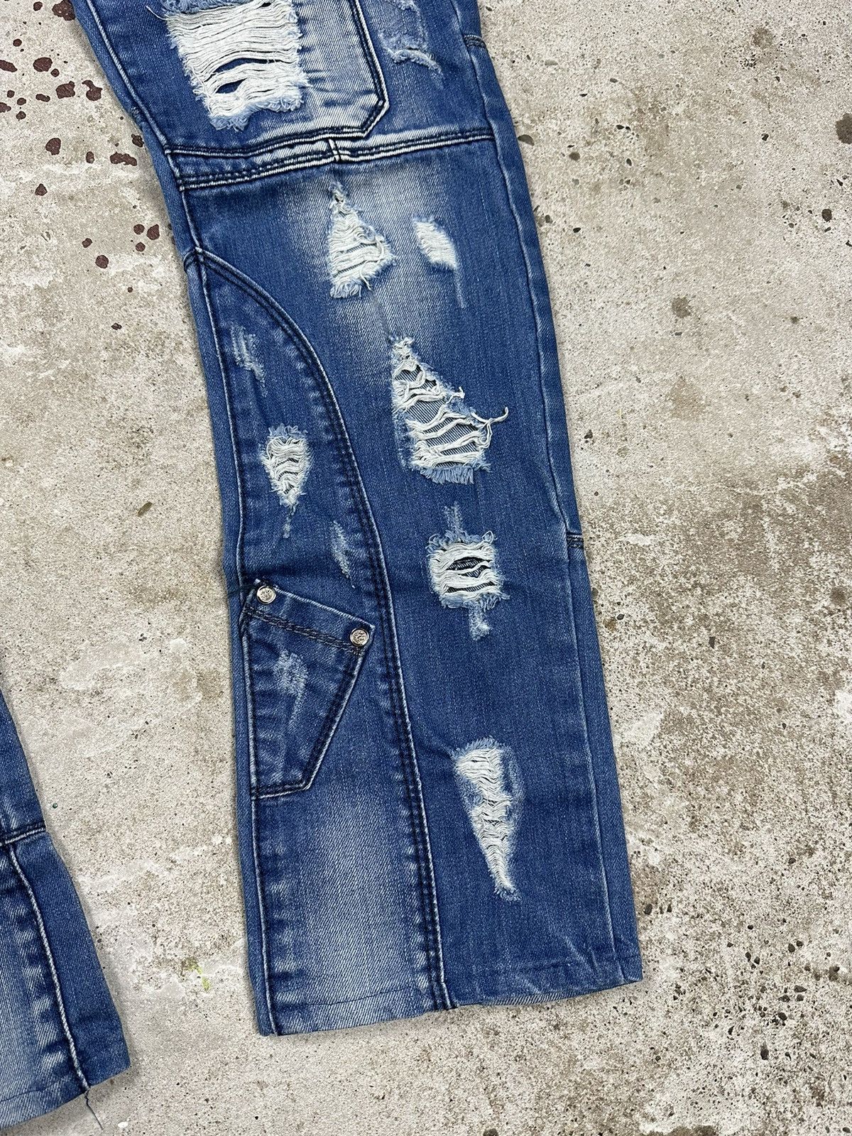 If Six Was Nine × Vintage Vintage Y2K Cargo Distressed Reworked Denim Pants Jeans Size US 32 / EU 48 - 3 Thumbnail