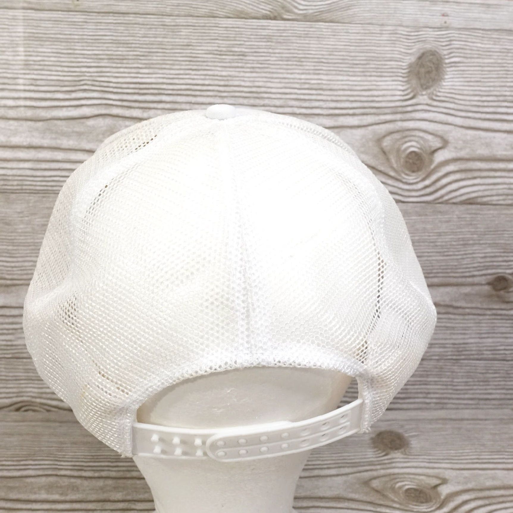 Vintage VINTAGE Lady Luck Casino Hotel Las Vegas Trucker Hat Cap Adult Adjustable White Solid Pattern Men Women Boys Girls Size ONE SIZE - 5 Thumbnail