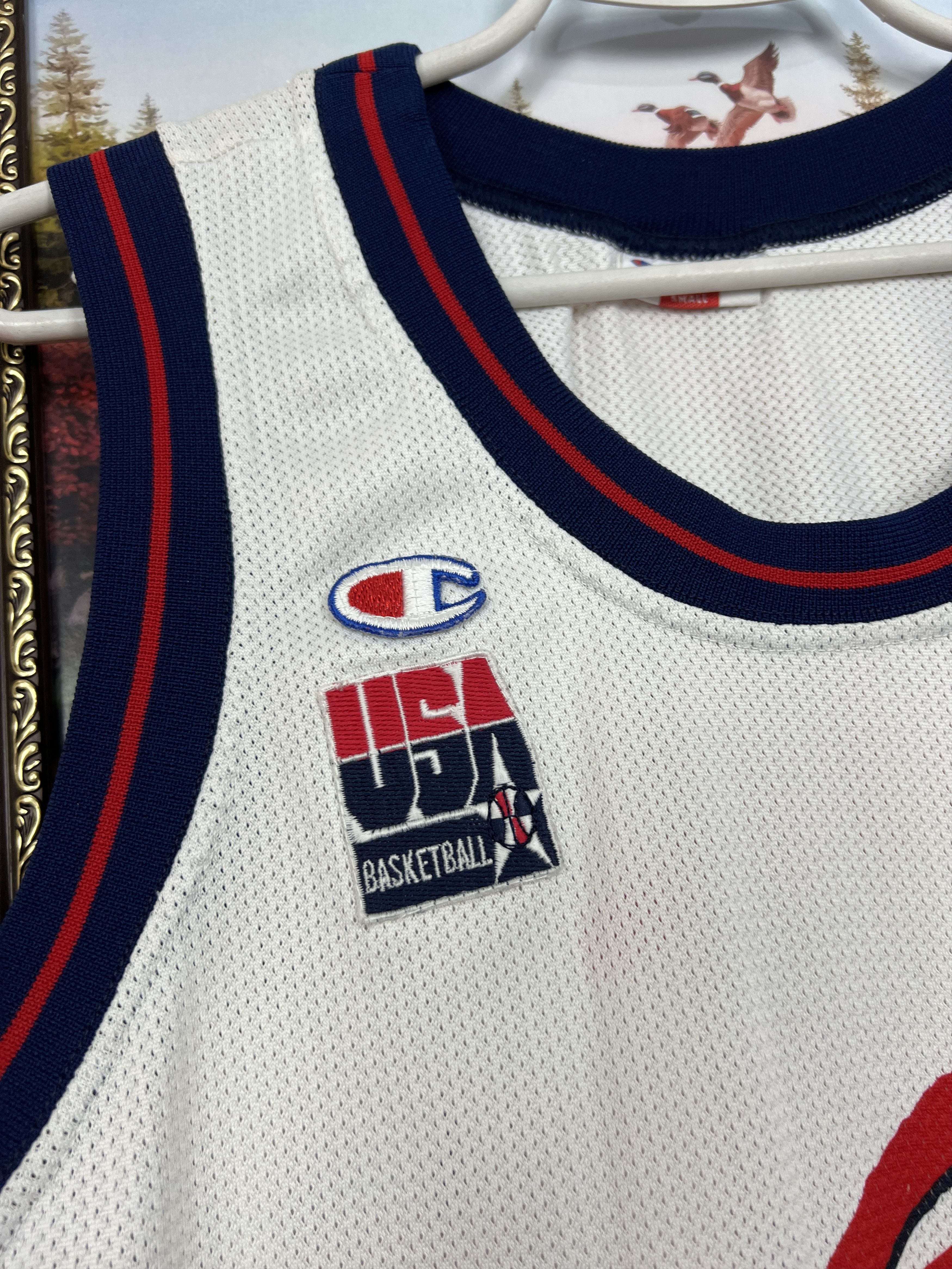 Champion Vintage 90's Champion USA Team #5 Hill White NBA Jersey Size US S / EU 44-46 / 1 - 6 Thumbnail