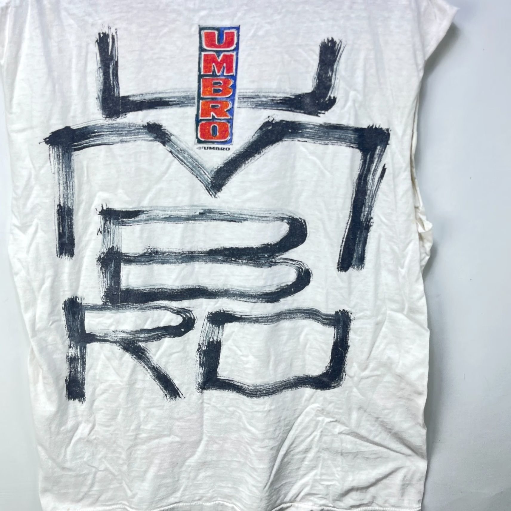 Umbro VINTAGE Umbro Shirt Men Ombro Sleeveless White Cotton 90s Large T-Shirt Sleeveless Crew Neck Regular Fit Size US L / EU 52-54 / 3 - 2 Thumbnail