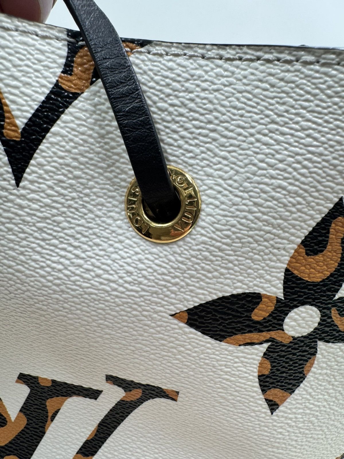 Louis Vuitton Louis Vuitton Noe Noe Monogram Giant Jungle Size 30 - 6 Thumbnail