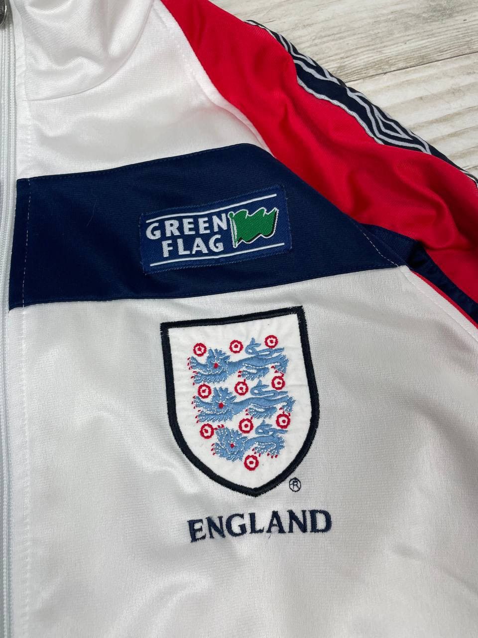 Umbro Vintage Umbro England Training Soccer Track Jacket 1998 1999 Size US M / EU 48-50 / 2 - 7 Thumbnail
