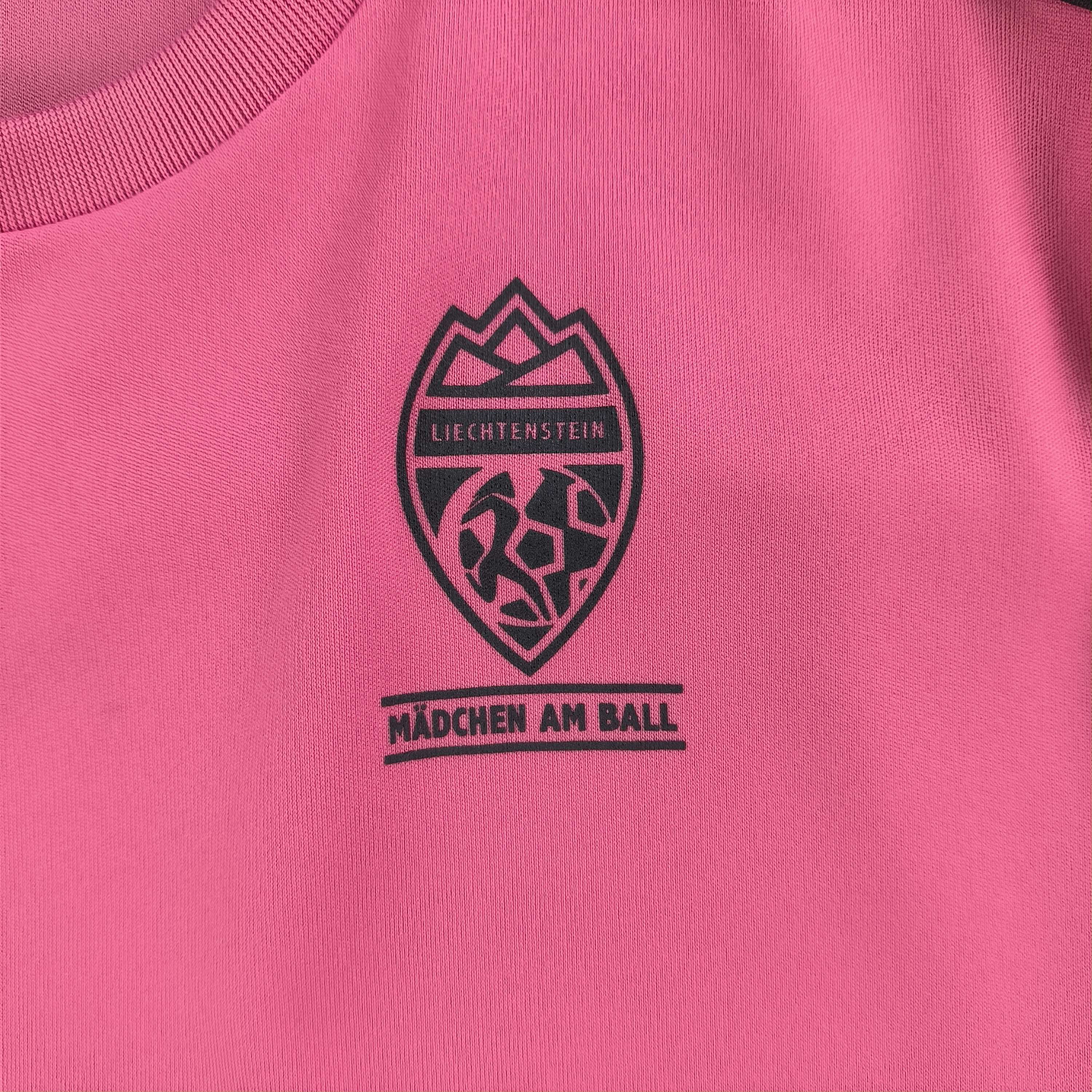 Macron Liechtenstein Macron training football jersey shirt size M Size US M / EU 48-50 / 2 - 3 Thumbnail