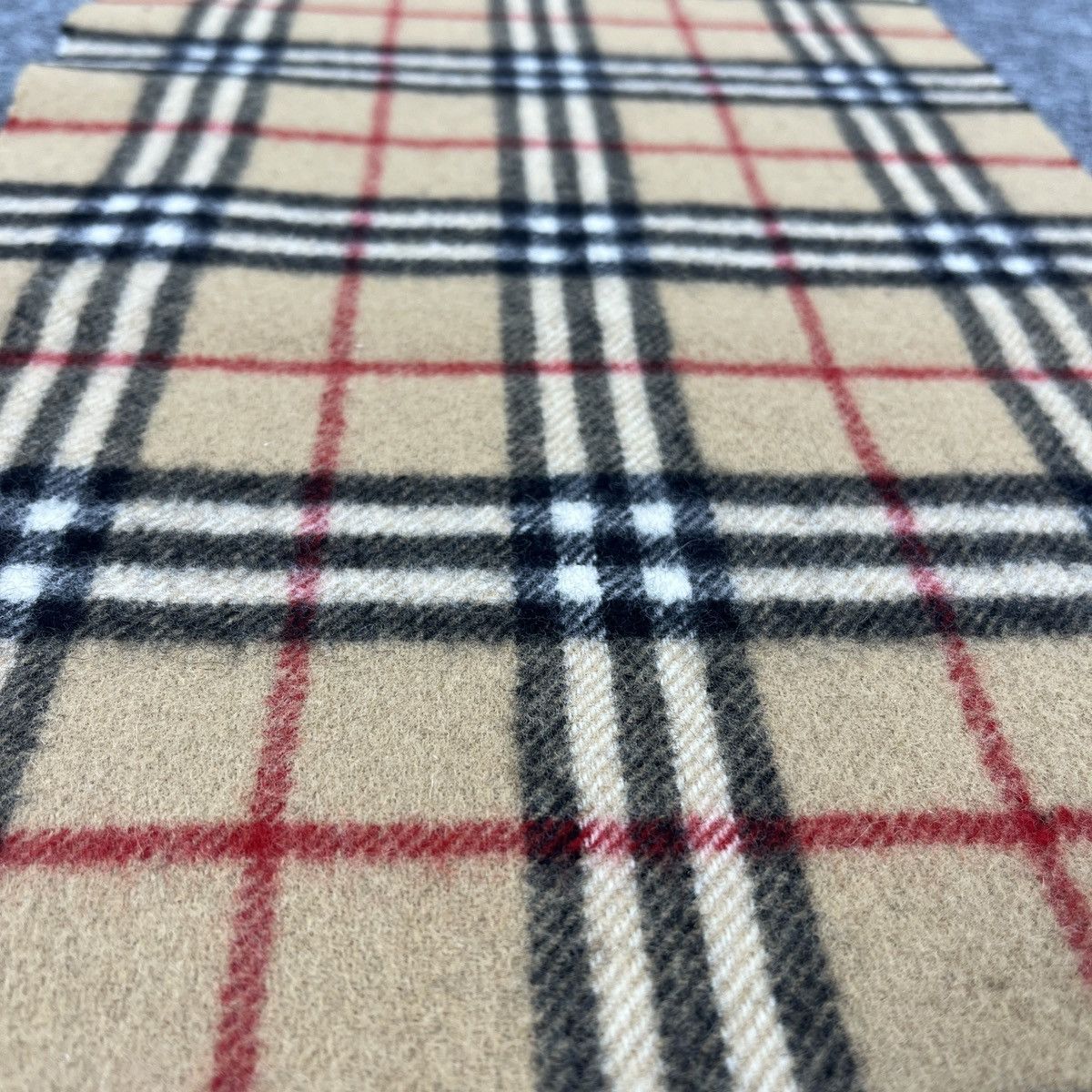 Burberry BURBERRY WOOL SCARVES / MUFFLER / NECKWEAR T075 Size ONE SIZE - 11 Thumbnail