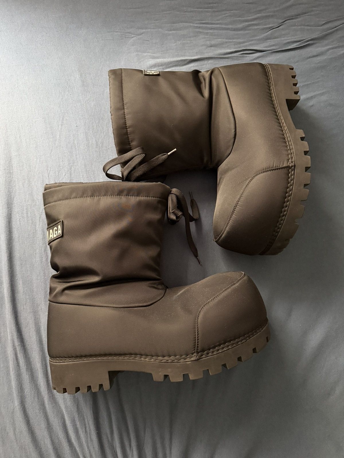 Balenciaga Balenciaga Alaska Ski Boots Size US 10 / EU 43 - 1 Thumbnail