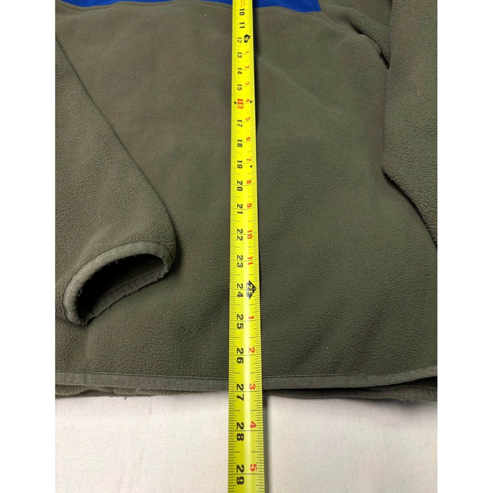 Brooks Brothers Brooks Brothers Men Fleece 1/4 Zip Pullover Khaki Blue Size L Casual Outdoor Shirt Pullover Mens Colorblock Size US L / EU 52-54 / 3 - 6 Thumbnail