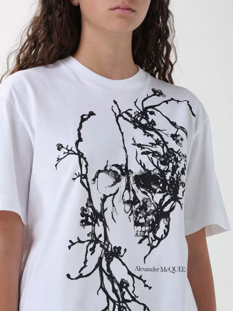 Alexander McQueen o1s22i1n1024 Oversized Cherry Blossom T-Shirt in White Size S / US 4 / IT 40 - 5 Thumbnail