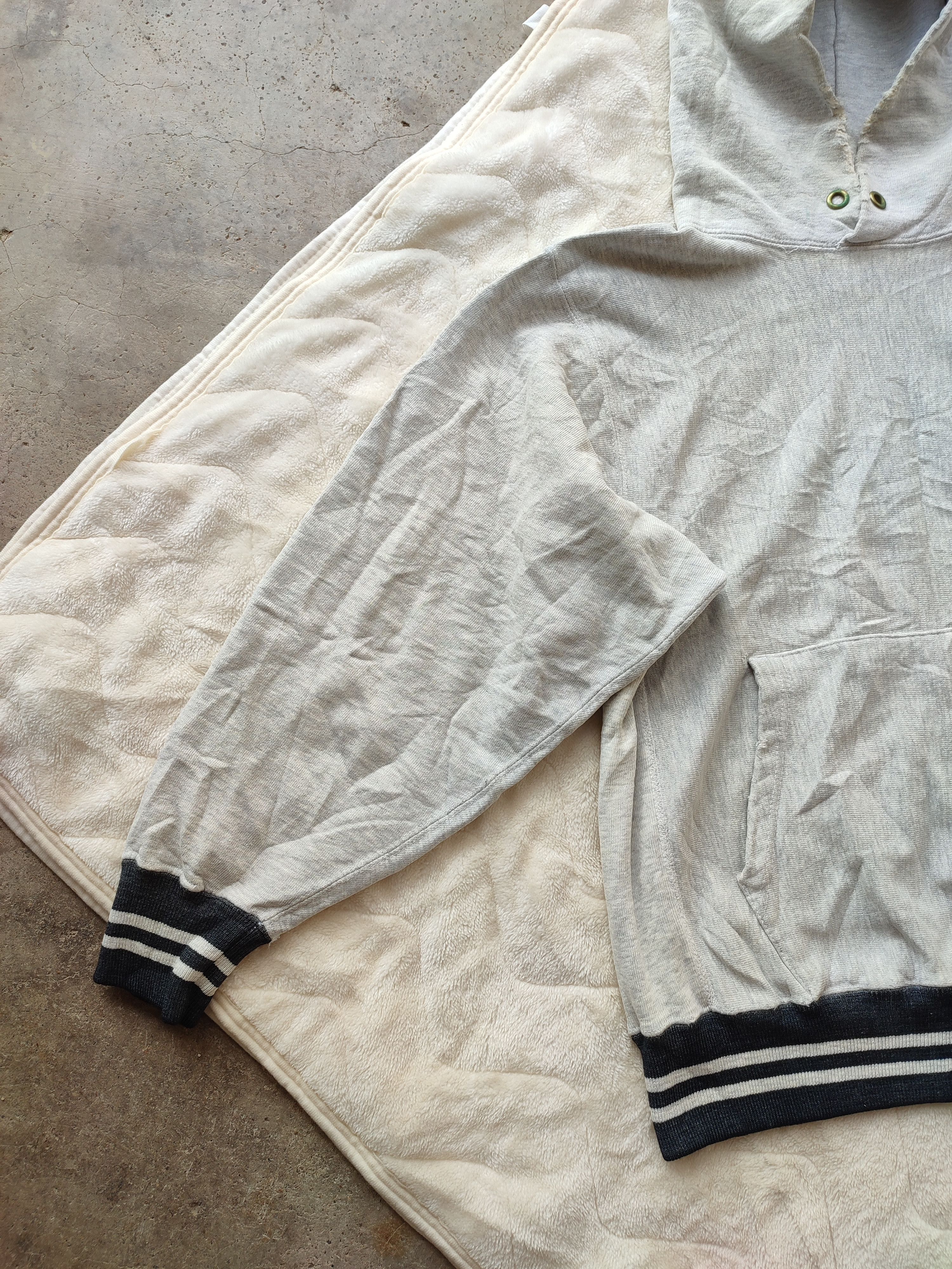 Champion 💥90s Champion Reverse Weave Hoodies Size US M / EU 48-50 / 2 - 3 Thumbnail