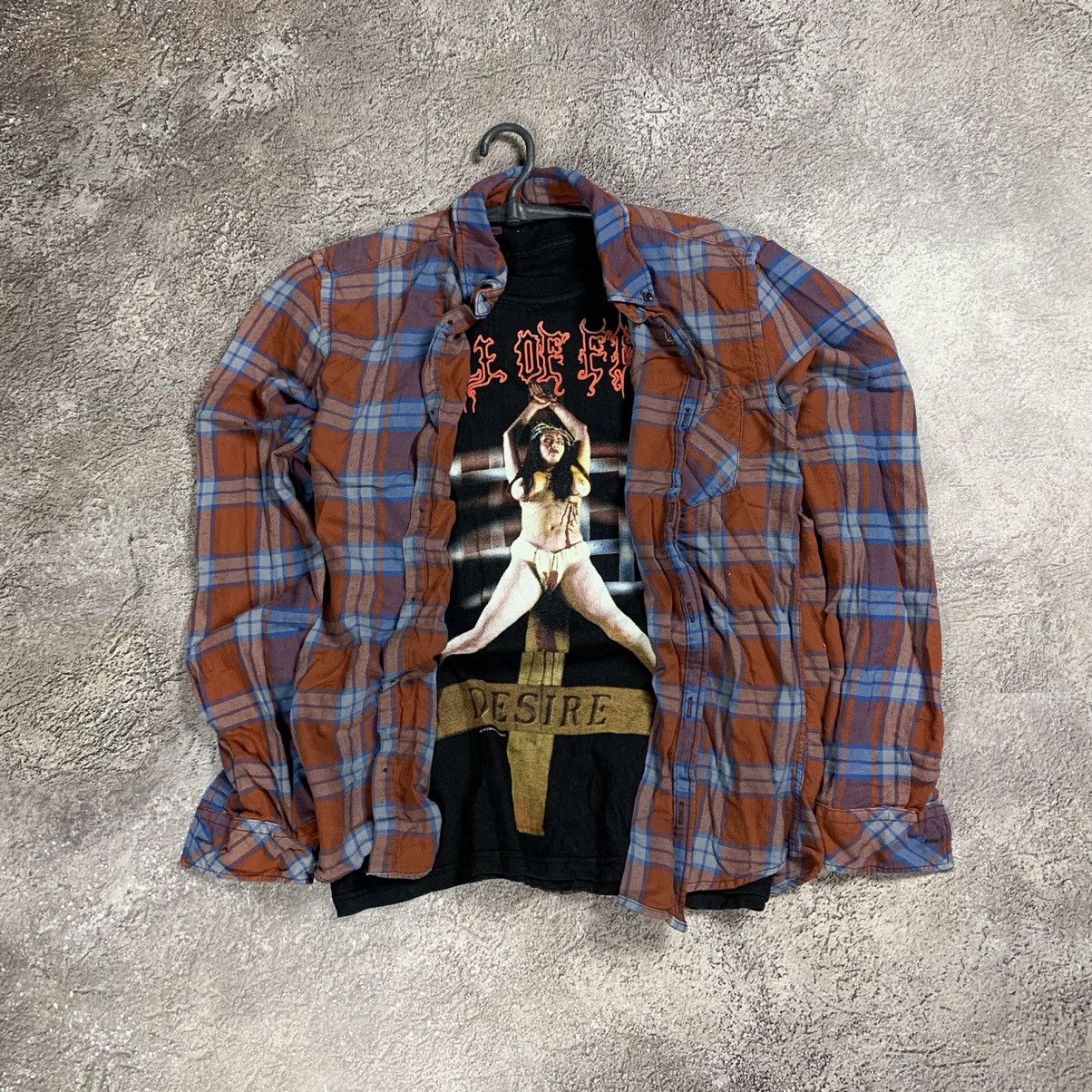 Vintage Vintage 90s Plaid Shirt Layered Band Tee Grunge Streetwear S Size US S / EU 44-46 / 1 - 1 Thumbnail