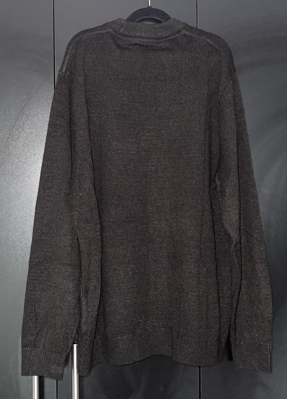H&M H&M Bugs Bunny Sweater Size US M / EU 48-50 / 2 - 2 Thumbnail