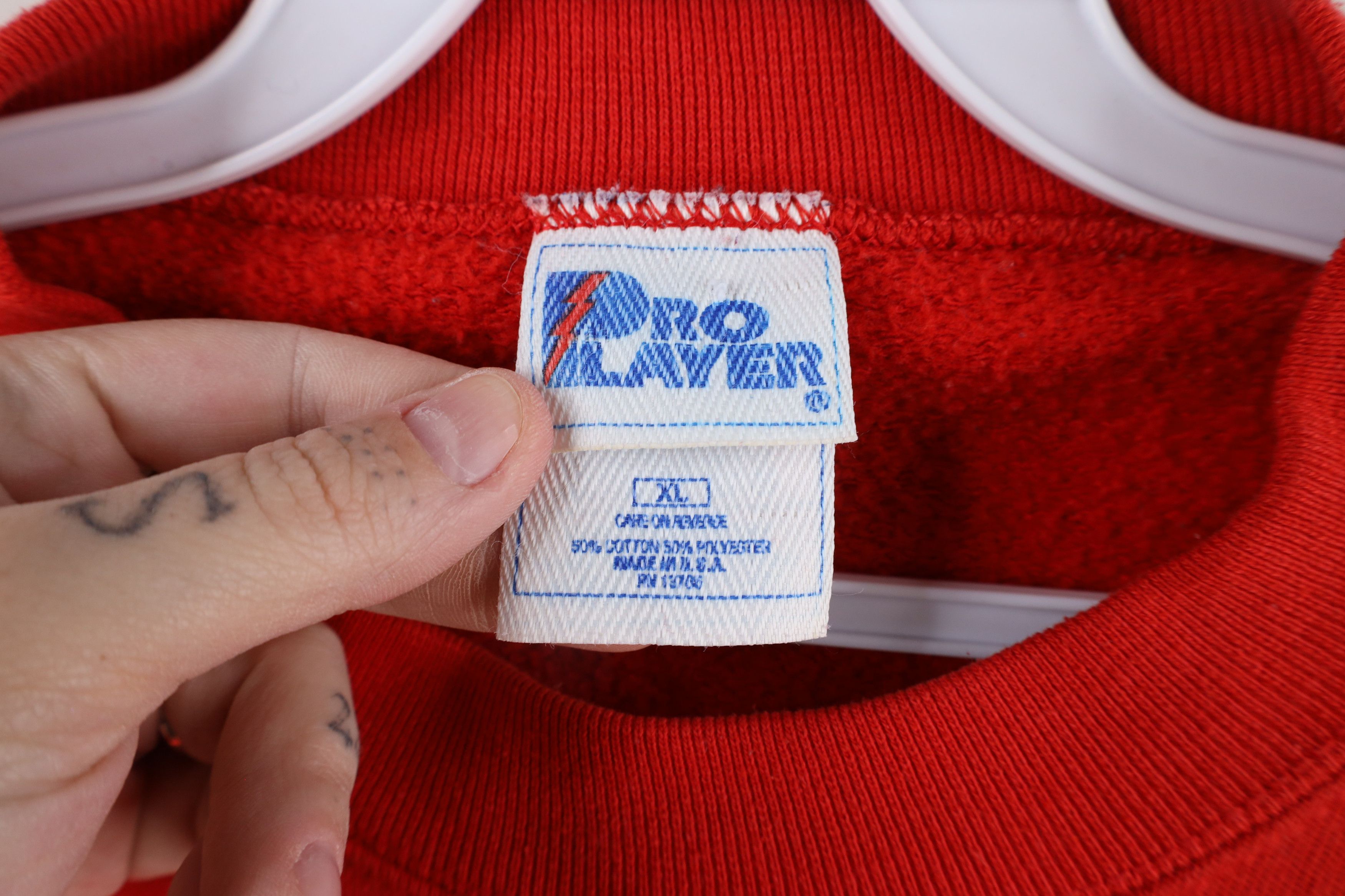 Vintage Vintage 90s Out Detroit Red Wings Hockey Sweatshirt Red Size US XL / EU 56 / 4 - 9 Thumbnail