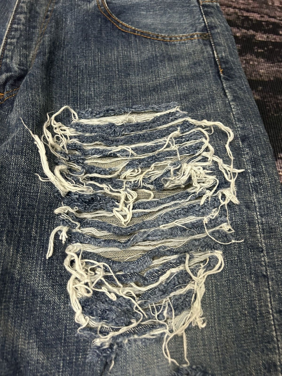 Bounty Hunter Bounty Hunter Japan Madness Ripped Jeans Size US 35 - 7 Thumbnail
