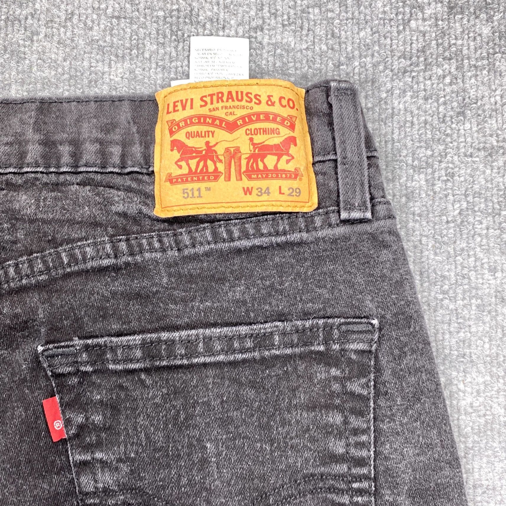 Levi's Levi's 511 Jeans Mens 33x26 Black Slim Tapered Charcoal Wash Denim Pockets Jeans Mens Slim Charcoal Wash Vintage No Size US 33 - 3 Thumbnail