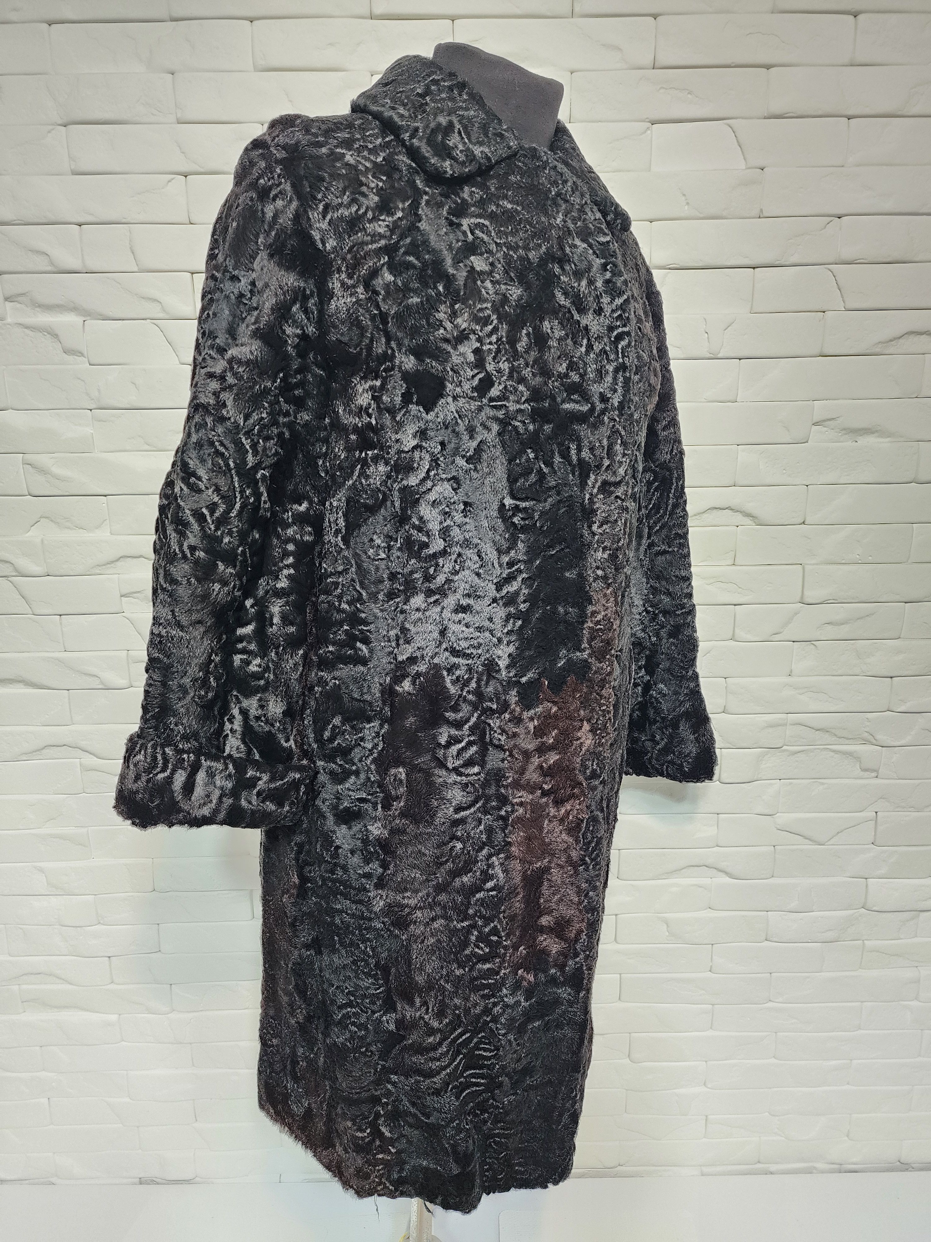 Designer Black Sheepskin Fur Coat Size L / US 10 / IT 46 - 3 Thumbnail