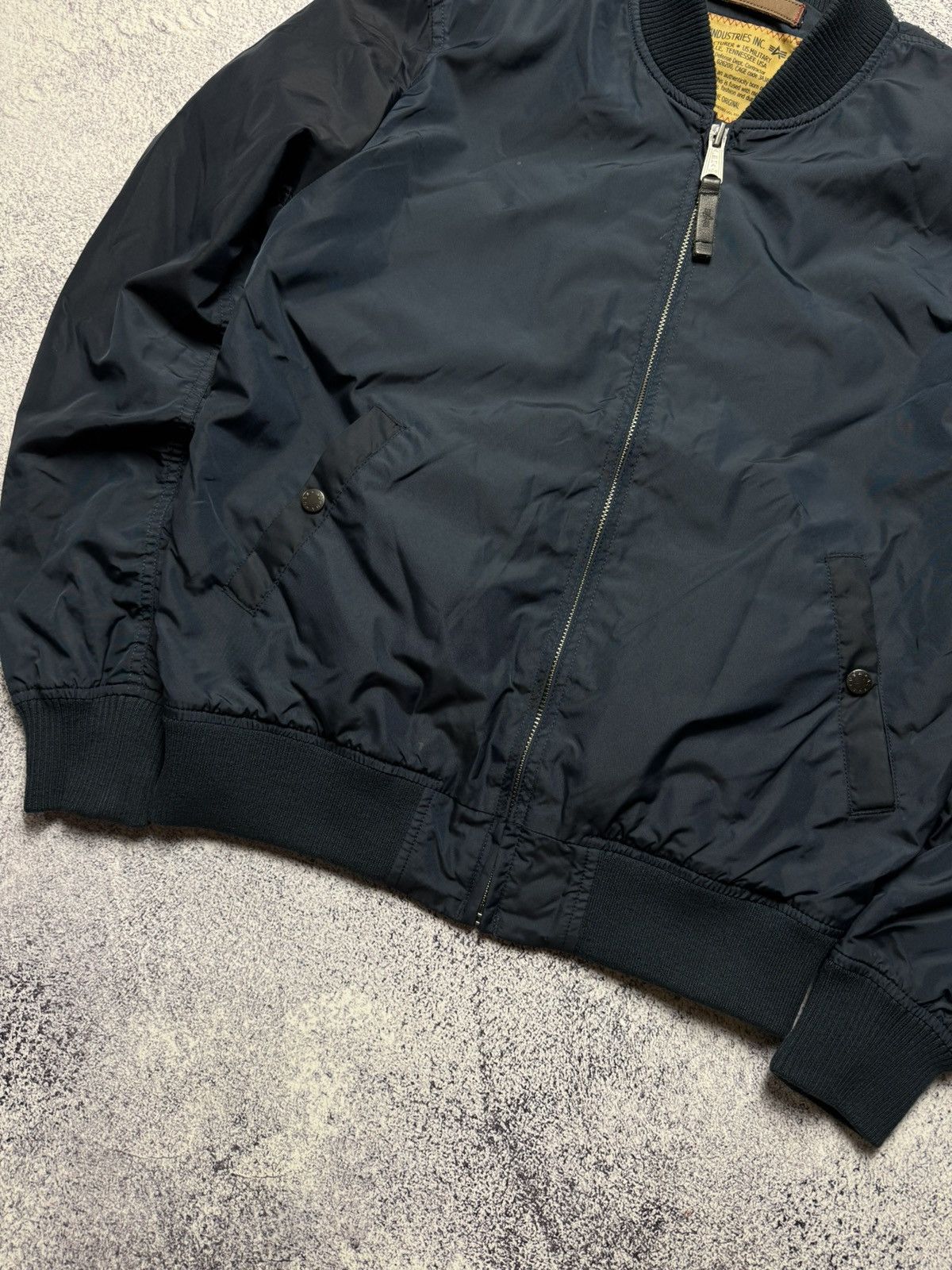 Alpha Industries Alpha Industries MA-2 Flight Bomber Jacket Avant Garde Style Size US L / EU 52-54 / 3 - 3 Thumbnail