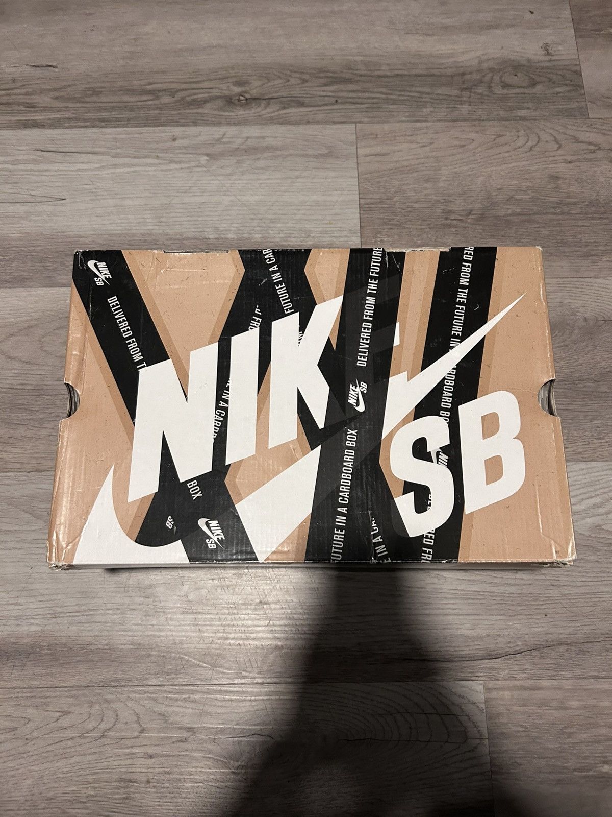 Nike SB NIKE SB DUNK HIGH DOERNBECHER 2012 SIZE 10.5 PREOWNED OG BOX Size US 10.5 / EU 43-44 - 6 Thumbnail