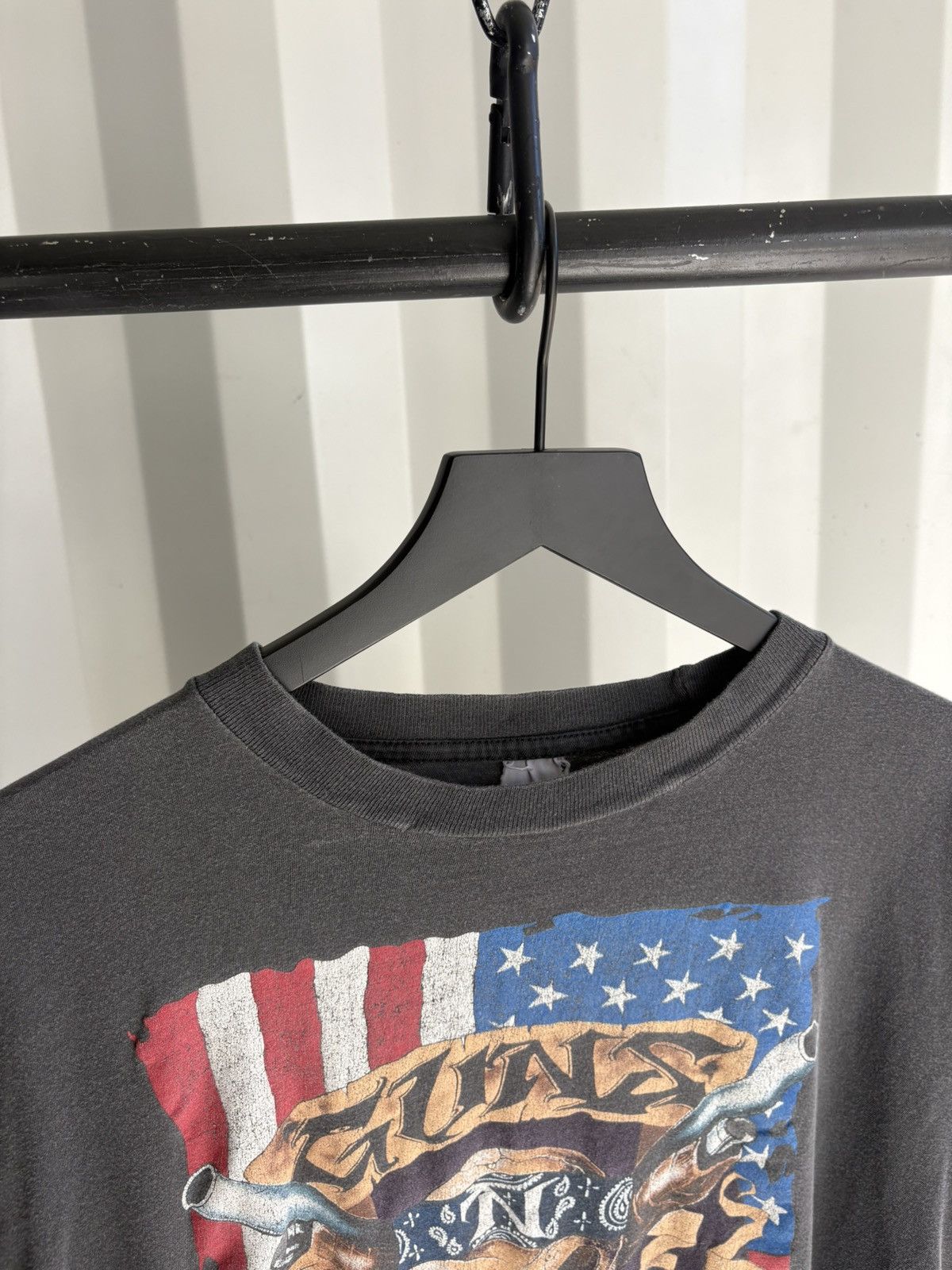 Band Tees Vintage Guns N Roses Thrashed Faded Distressed GRUNGE Shirt Size US L / EU 52-54 / 3 - 6 Thumbnail