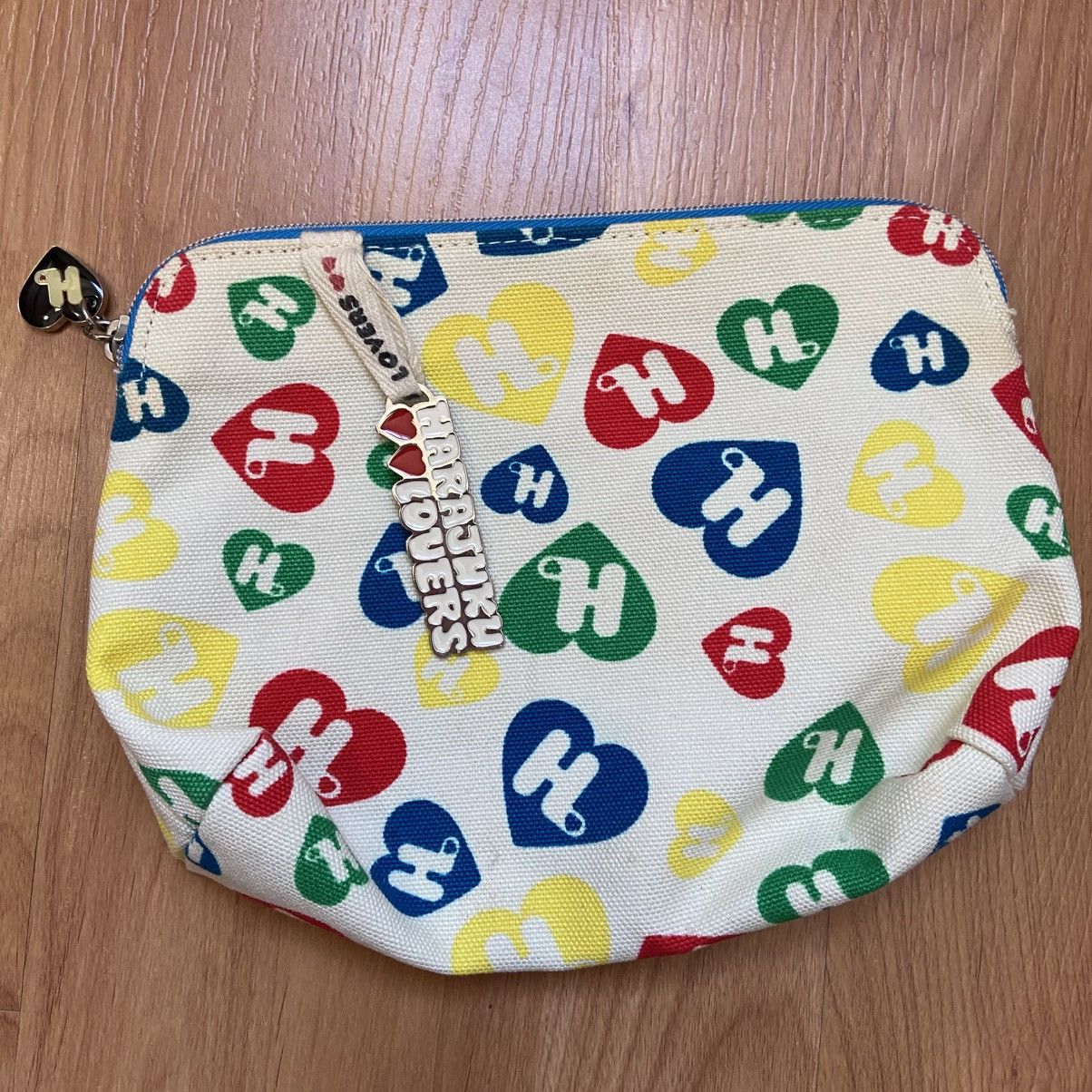 Vintage NWOT Harajuku Lovers Vintage Y2K Women’s Toiletry Bag Size ONE SIZE - 2 Thumbnail