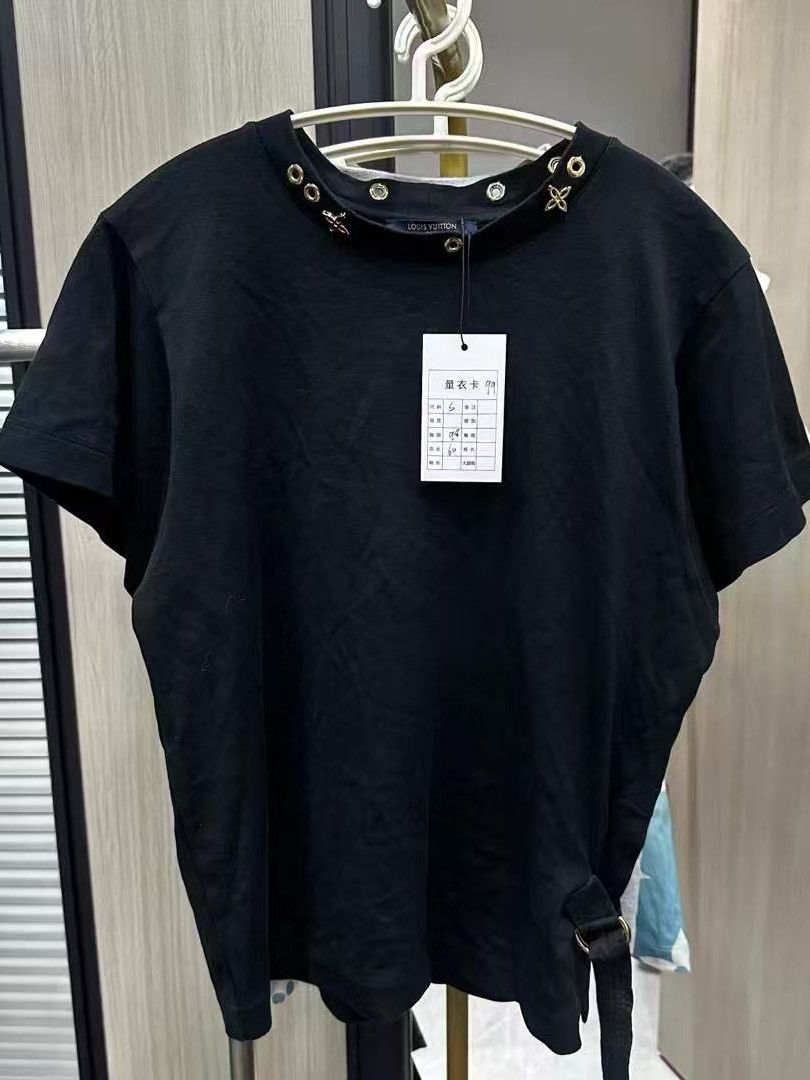 Louis Vuitton Louis Vuitton Side Strap T-Shirt Size S Size S / US 4 / IT 40 - 1 Thumbnail