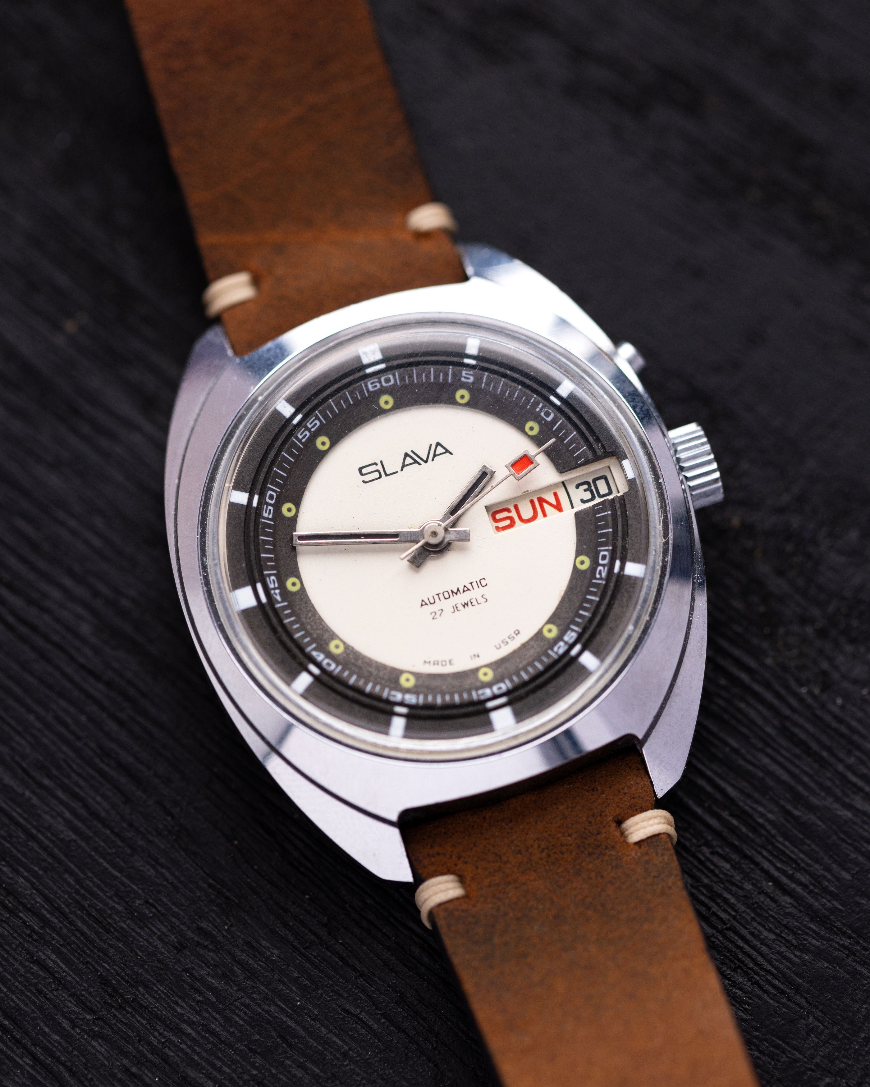 Other Slava Vintage Soviet Automatic Watch 27 Jewels Day/Date Size 38 - 2 Thumbnail