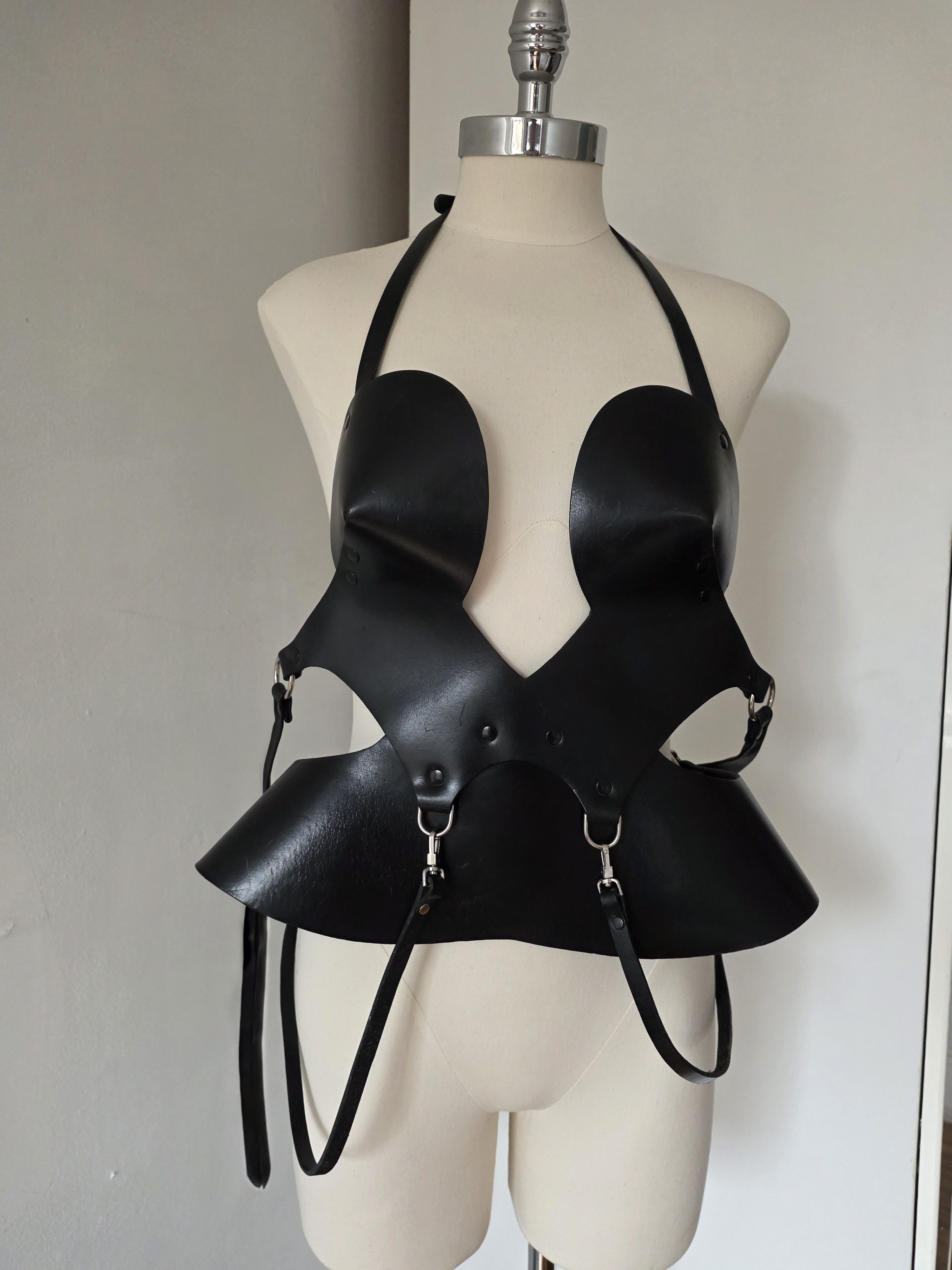 Other Zana Bayne Black Leather Harness Corset Bustier Avant Garde Size ONE SIZE - 5 Thumbnail