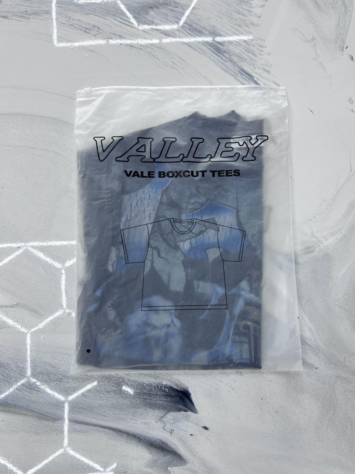 Vale Vale Casper Tee Black Blue Size L Size US L / EU 52-54 / 3 - 7 Thumbnail
