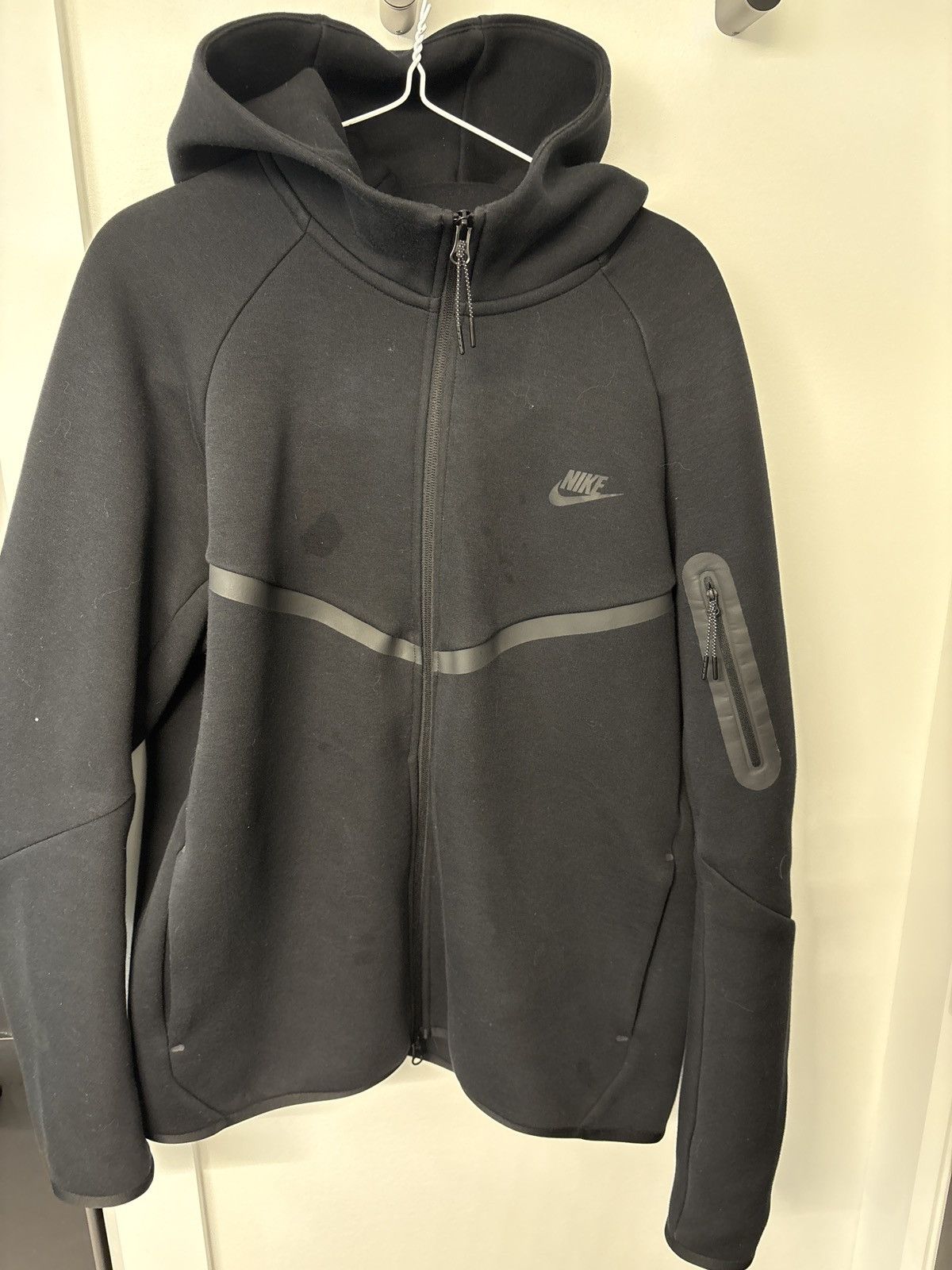 Nike Mens Nike Tech Fleece Black Size US L / EU 52-54 / 3 - 6 Thumbnail