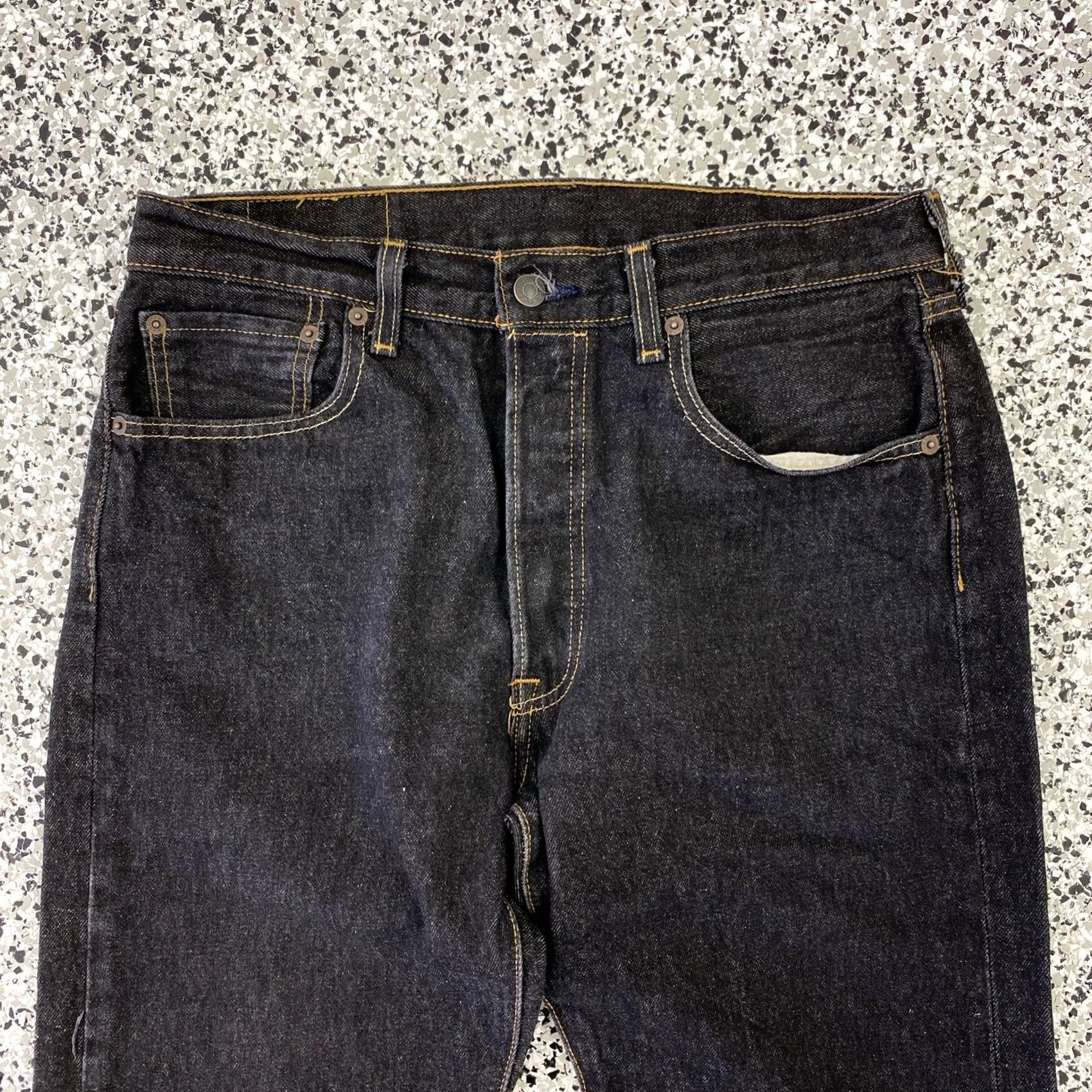 Levi's Levi's 501 Jeans Mens Size 33x34 Black Wash Denim Button Fly Straight Leg Regular Inseam 34 Mens Jeans Size US 33 - 2 Thumbnail