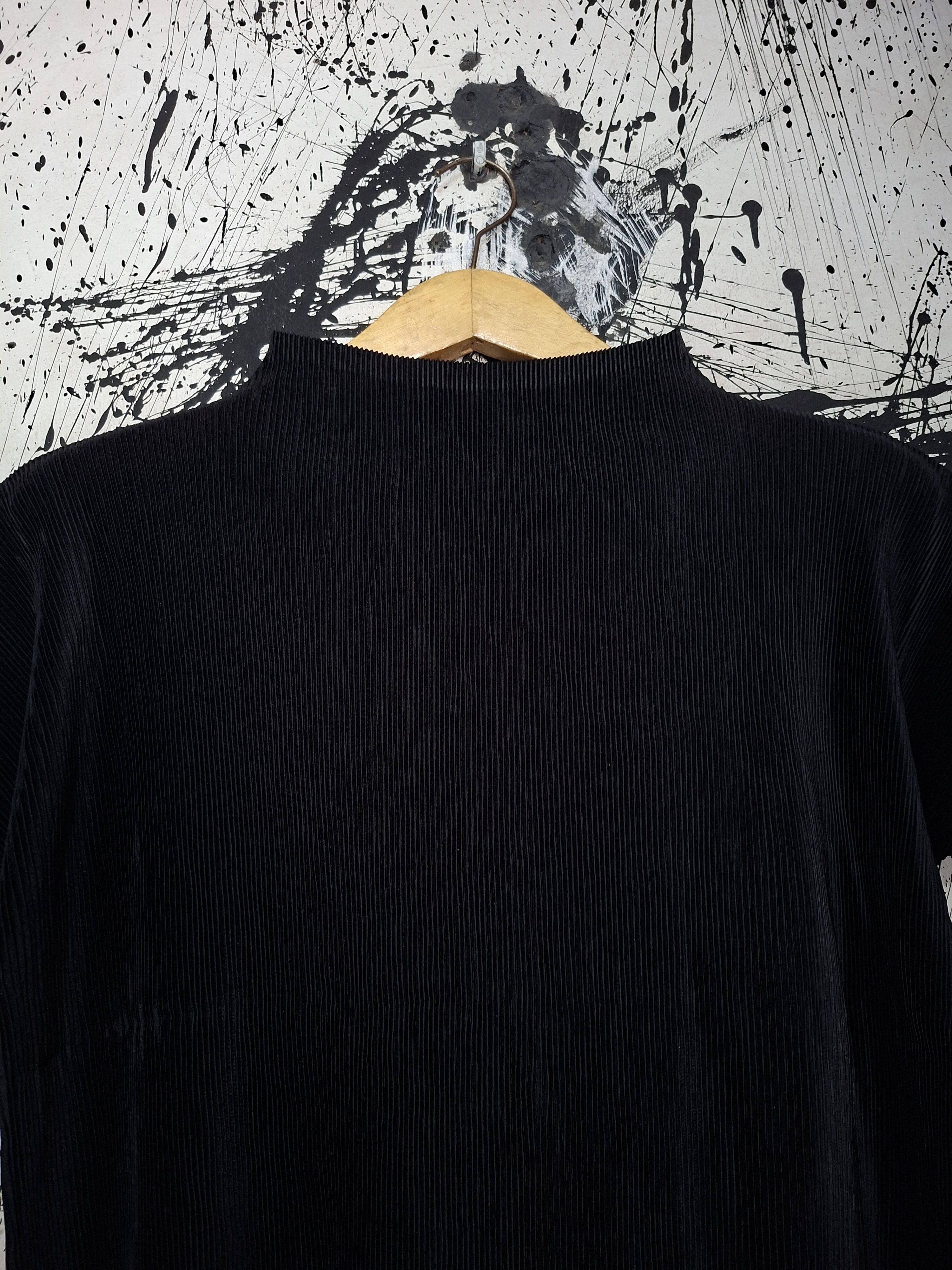 Pleats Please Issey Miyake PLEATS PLEASE ISSEY MIYAKE MOCK NECK BLOUSE Size L / US 10 / IT 46 - 3 Thumbnail