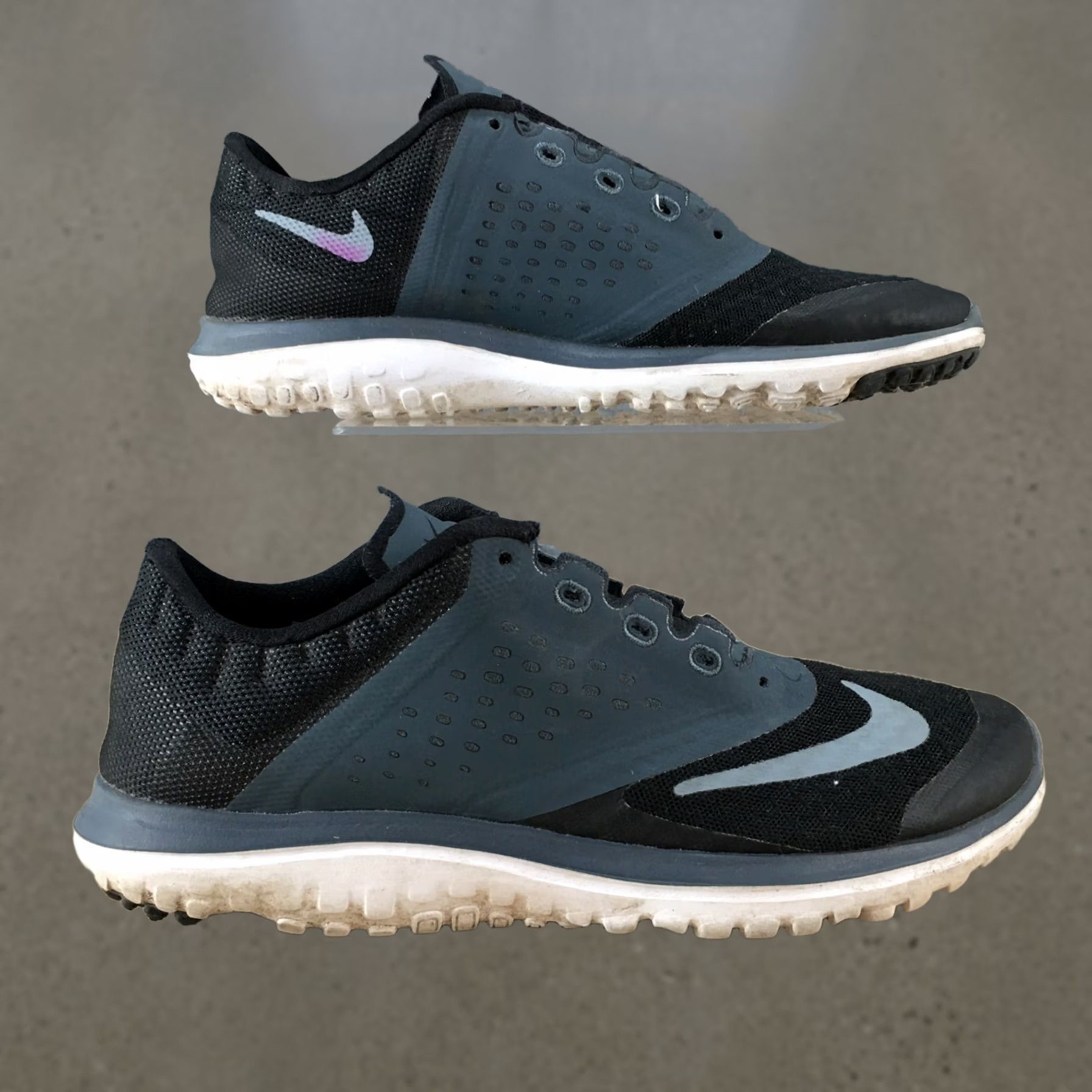 Nike Nike FS Lite Run 2 Athletic Sneakers Womens 6 Black Blue Low Top Size M / US 6-8 / IT 42-44 - 1 Thumbnail