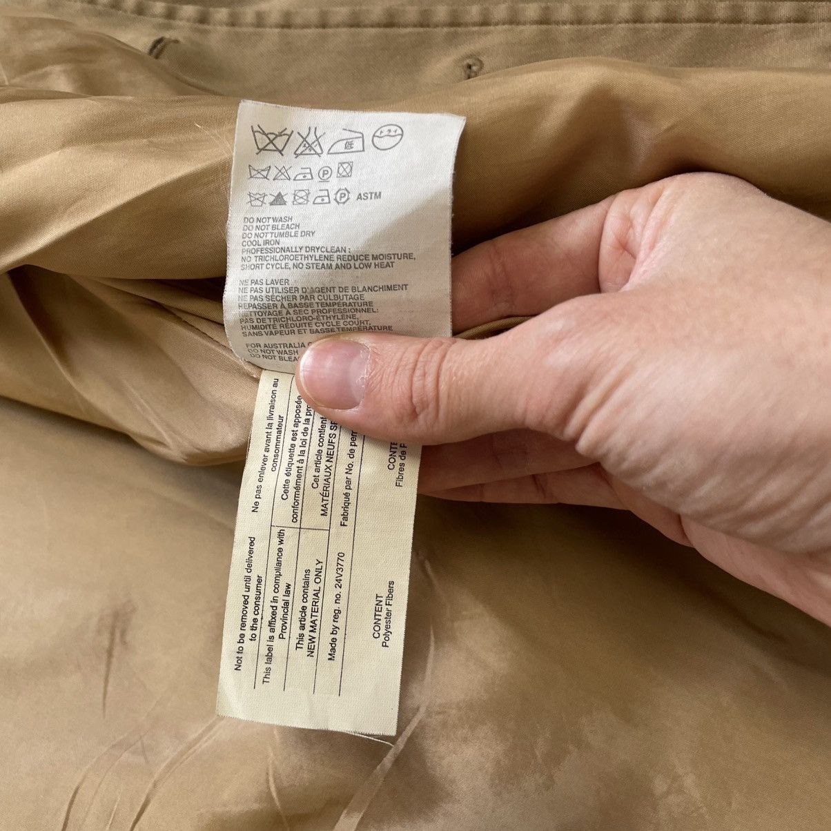 Prada Mid 2000s Tan Nylon Mac Jacket Size US L / EU 52-54 / 3 - 12 Thumbnail
