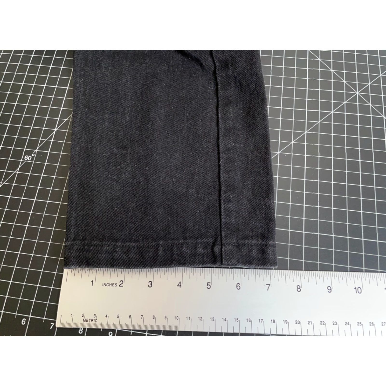 Levi's Vintage Levi's 505 Jeans Men Regular Fit Straight Leg Denim Black 35x28 90s Grunge Retro Size US 35 - 7 Thumbnail
