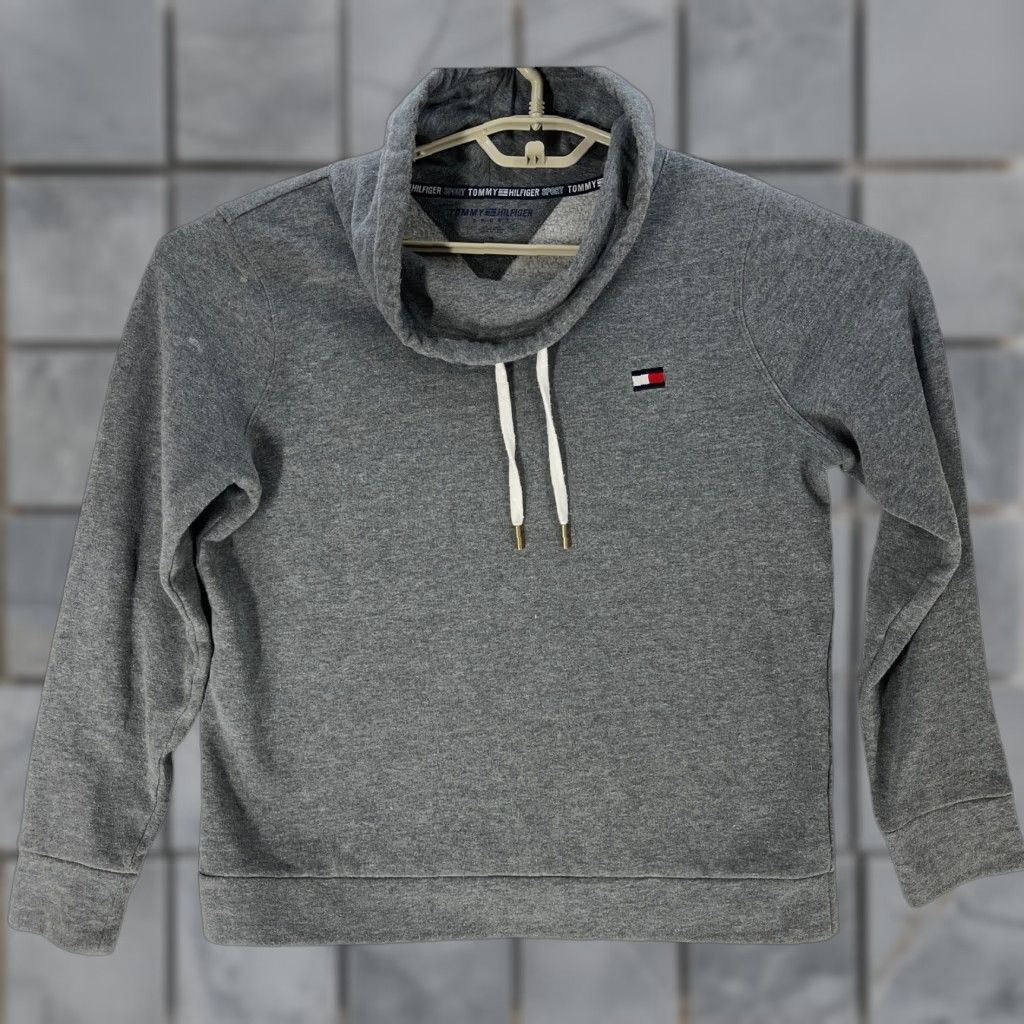 Tommy Hilfiger Tommy Hilfiger Sweatshirt Womens Size M Gray Long Sleeve Cowl Neck Preppy STAIN Size M / US 6-8 / IT 42-44 - 1 Thumbnail