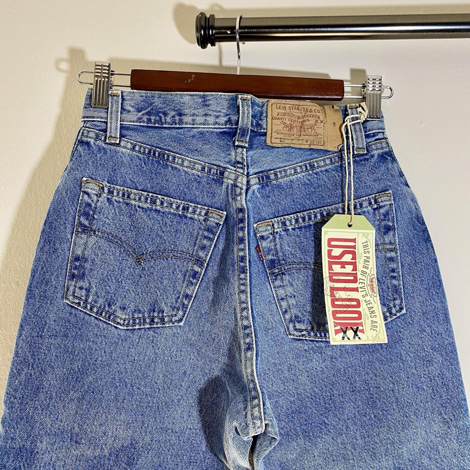Levi's NWT LEVI'S 901 Used Look Blue Jeans Women 28x30 Made in USA Size 28" / US 6 / IT 42 - 1 Thumbnail