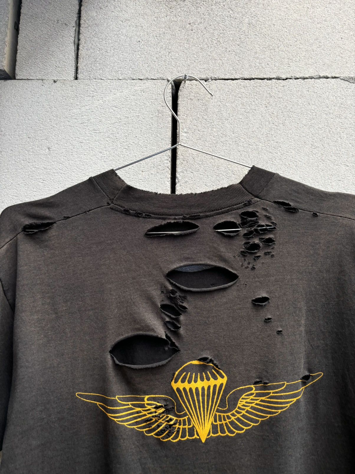 Vintage Thrashed Distressed USMC Faded 90s T Shirt ERD Grunge Size US L / EU 52-54 / 3 - 11 Thumbnail