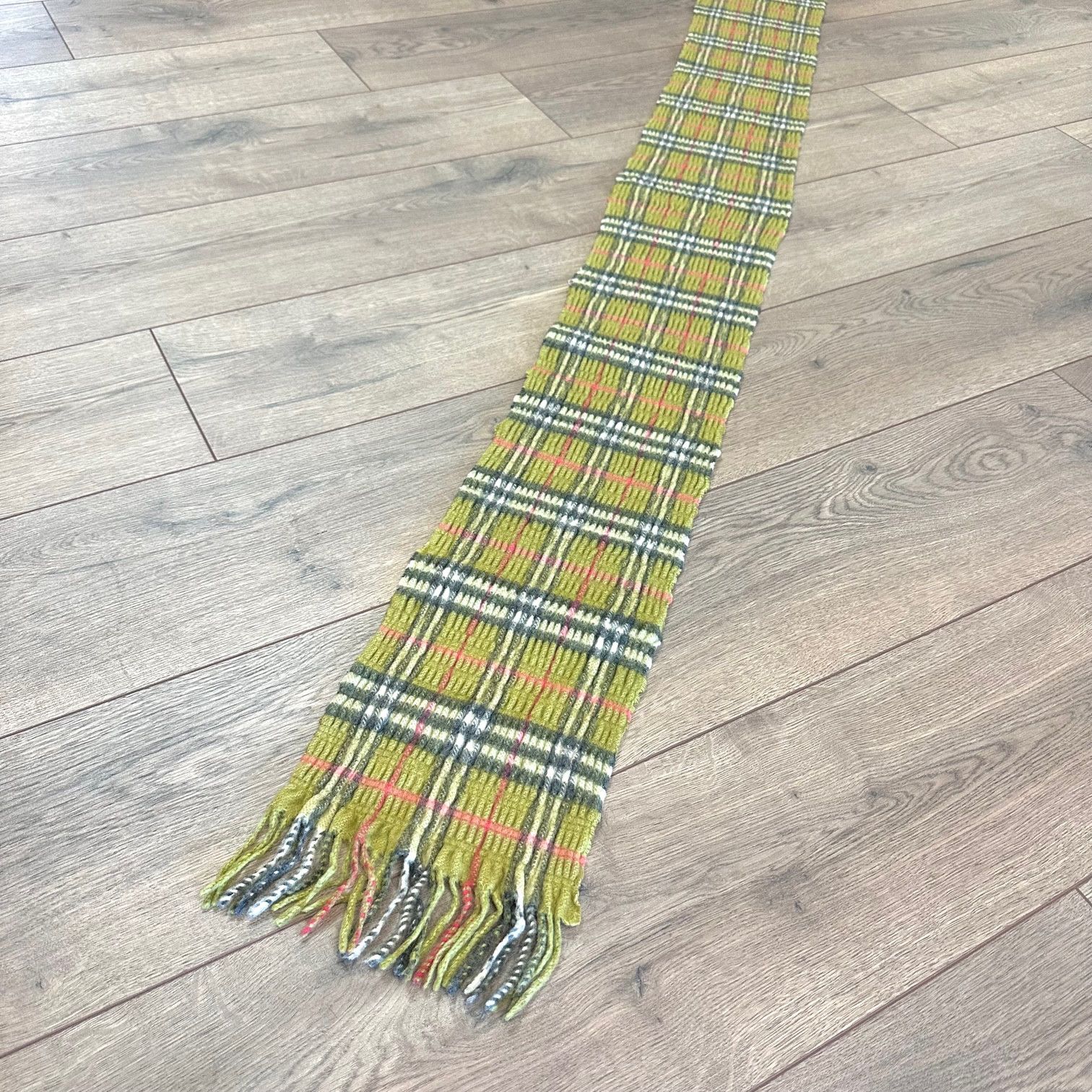 Burberry Burberry Green Cashmere Wool Gauffre Scarf Size ONE SIZE - 6 Thumbnail