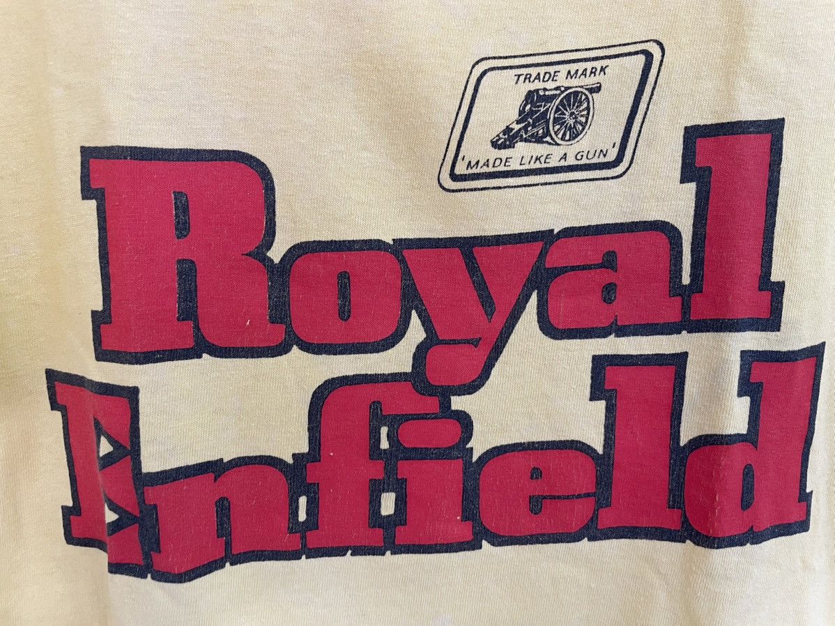 Indian Motorcycle Vintage 90s Royal Enfield Motorcycle t shirt Size US S / EU 44-46 / 1 - 4 Thumbnail