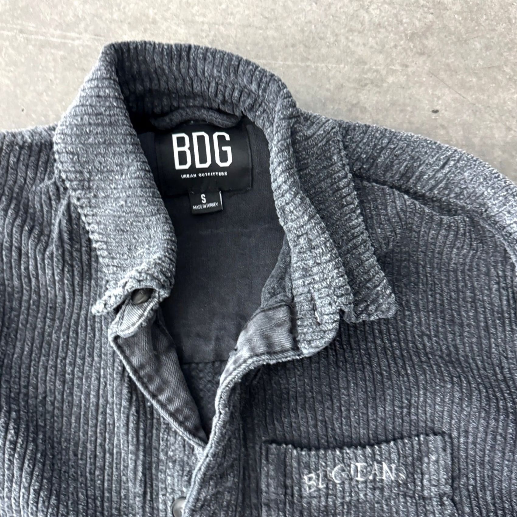 Bdg VINTAGE Y2K Faded Grey BDG Corduroy Button Up Jacket Longsleeve Small Womens Size S / US 4 / IT 40 - 3 Thumbnail