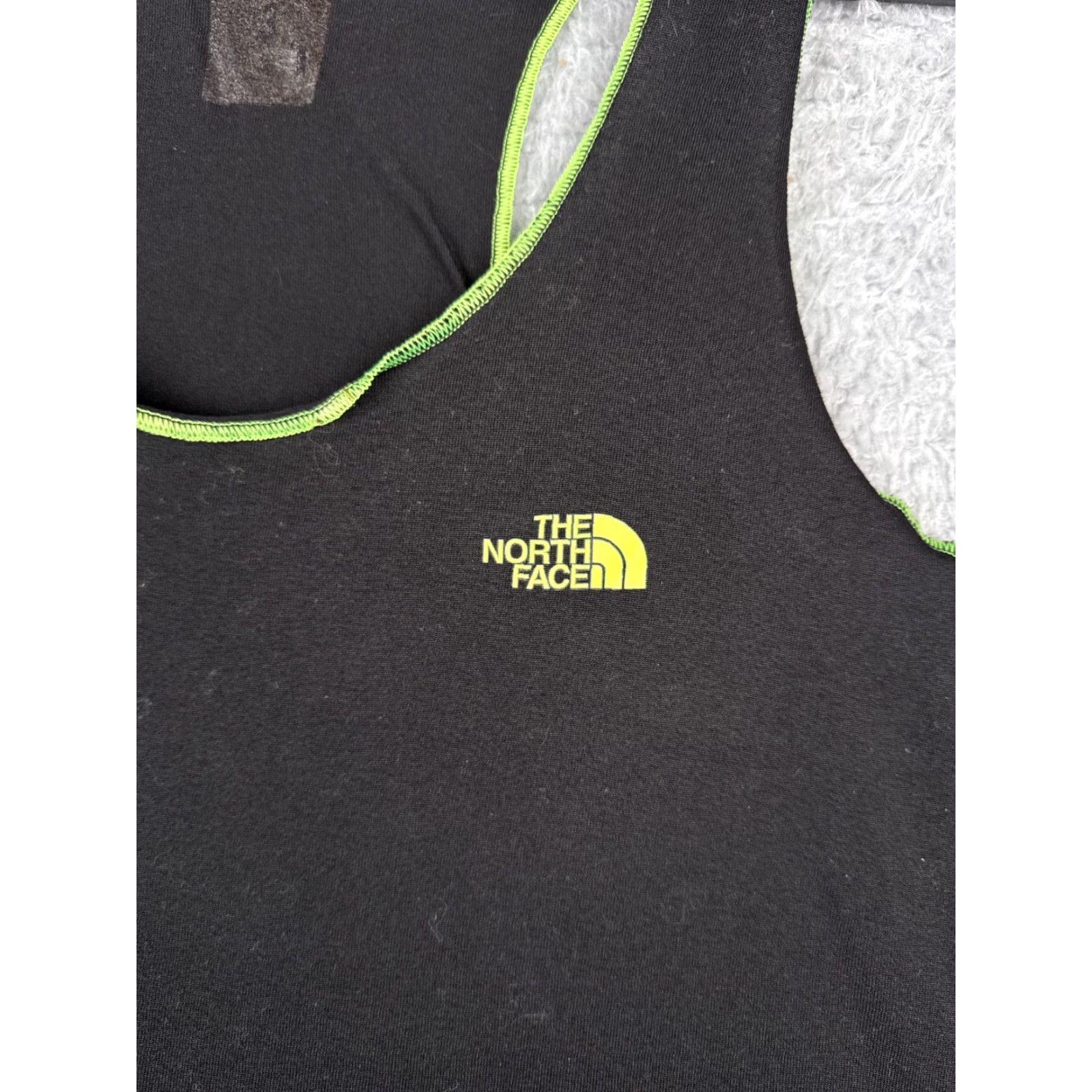 The North Face The North Face Shirt Women XL Black Tank Sleeveless Lightweight Cropped Casual Tank Crew Neck Pullover Jersey Polyester Size XL / US 12-14 / IT 48-50 - 6 Thumbnail