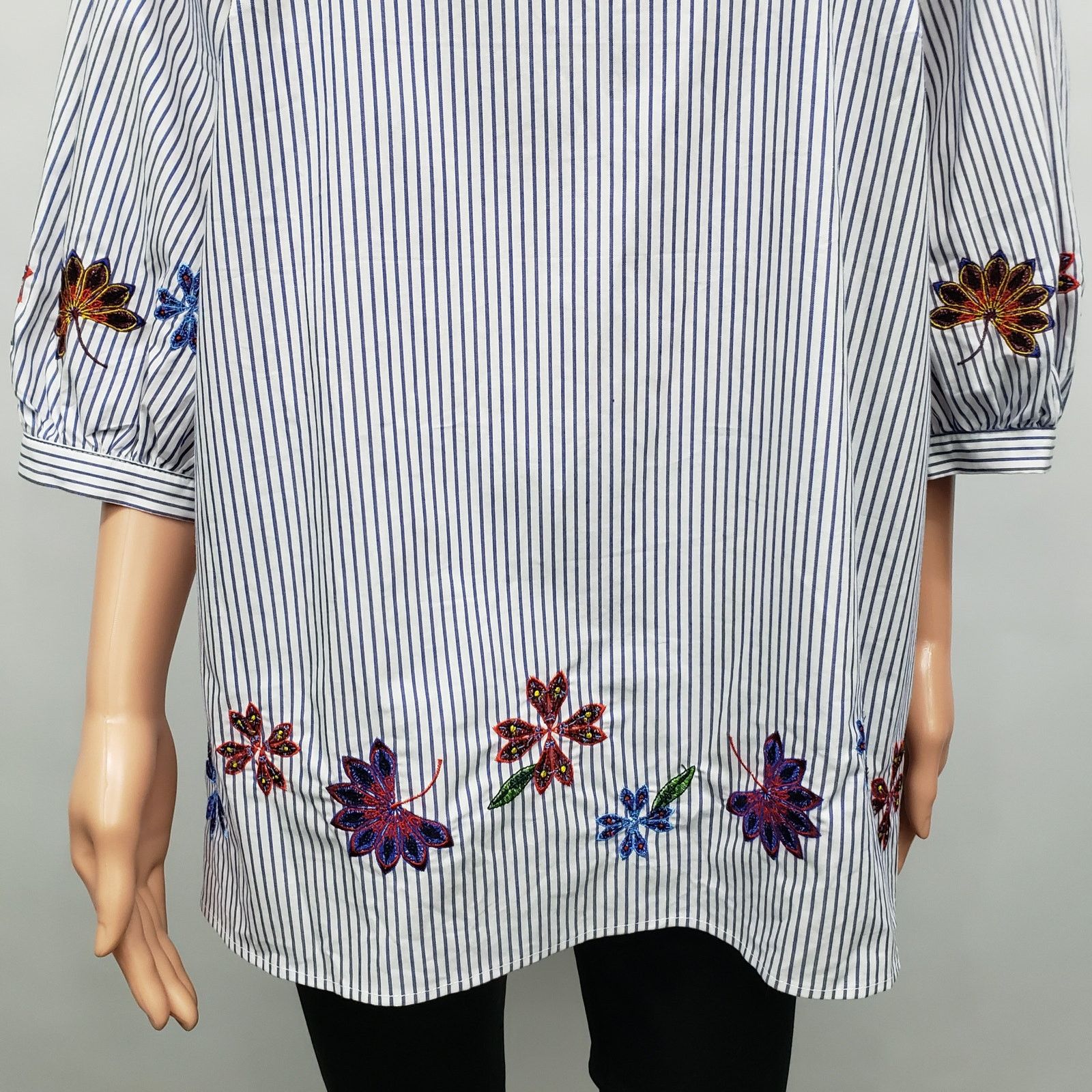 Nordstrom Eloquii Blouse Tunic Top Plus14 Pinstriped Floral Embroidery Size XL / US 12-14 / IT 48-50 - 5 Thumbnail