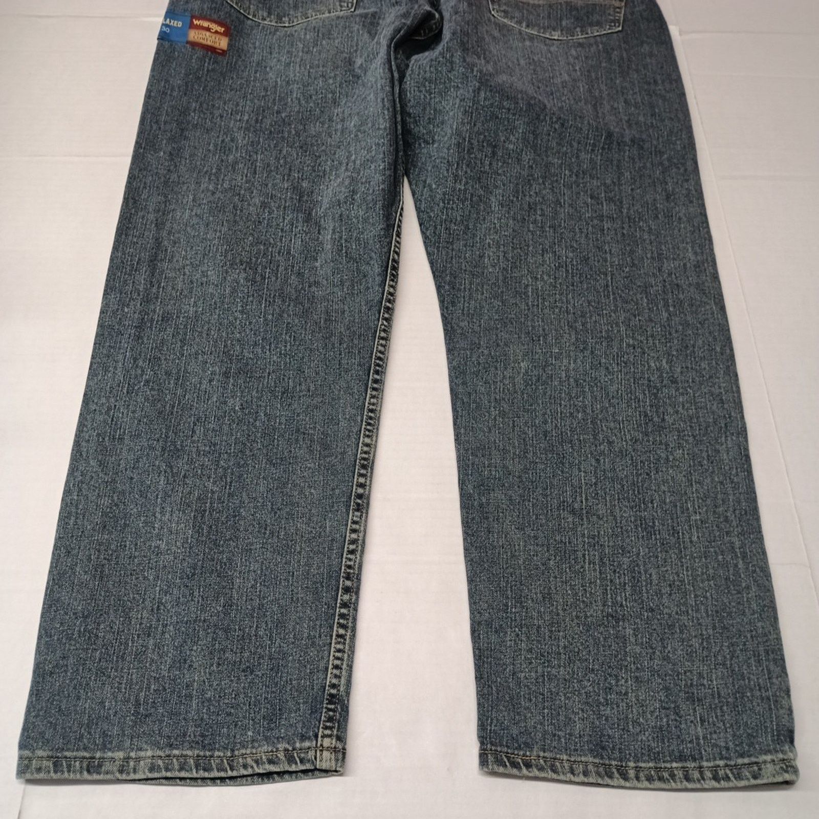 Wrangler Wrangler Advanced Relaxed Fit Jeans Men's Size 42x30 Blue Size US 42 / EU 58 - 6 Thumbnail