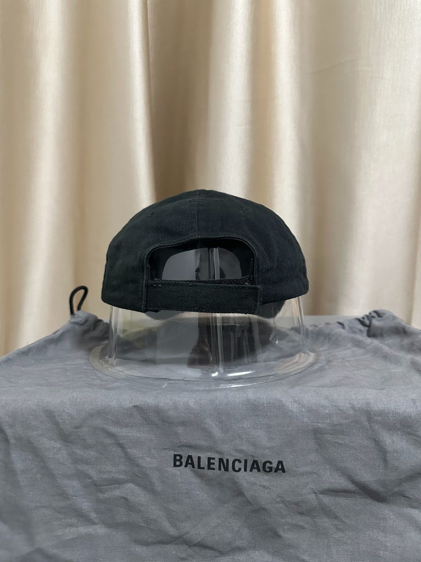 Balenciaga Balenciaga Embroidered Logo Distressed Baseball Cap Size ONE SIZE - 3 Thumbnail