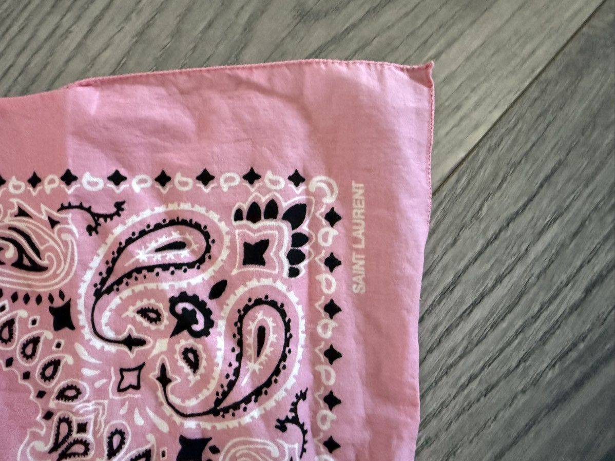 Saint Laurent Paris Saint Laurent Pink Paisley Bandana Size ONE SIZE - 2 Thumbnail