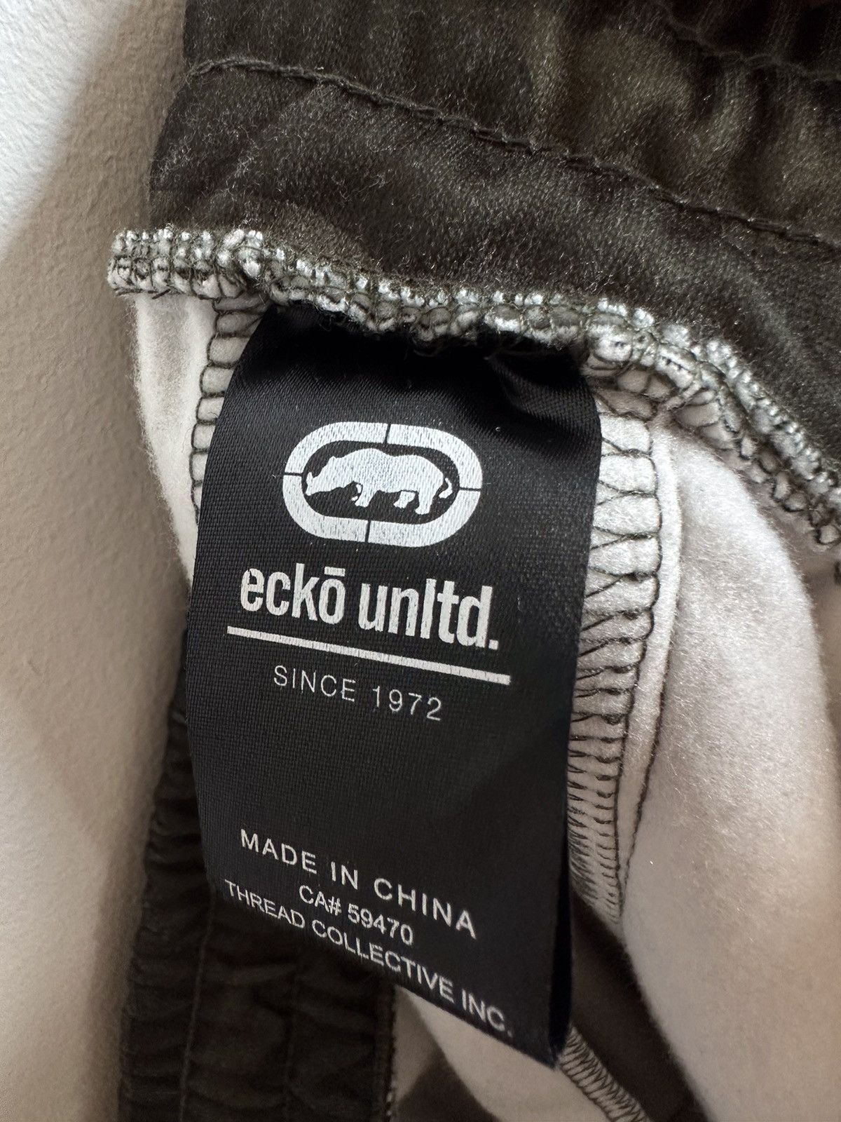 Ecko Unltd. Ecko Unltd. cargo camo shorts Size US 34 / EU 50 - 6 Thumbnail