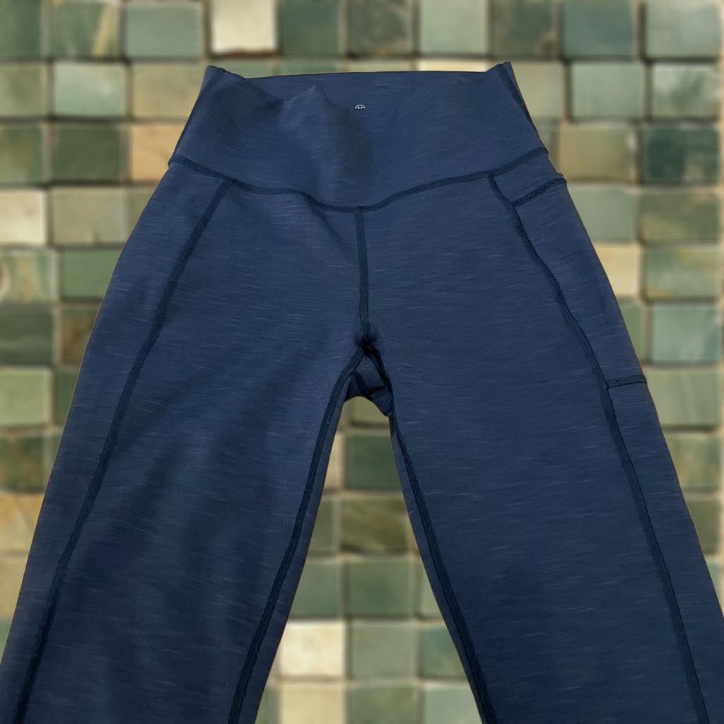 Sweaty Betty Sweaty Betty Leggings Womens XS Blue High Shine High Waisted 7/8 Tight Slim Legged Athletic Compression Skinny Inseam 24 in Womens Size 26" / US 2 / IT 38 - 1 Thumbnail