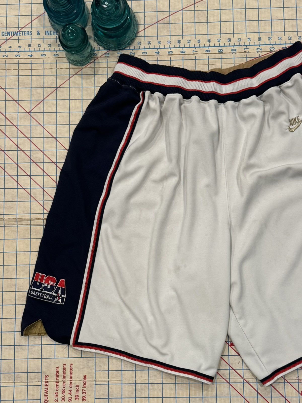 Nike Vintage Nike USA Basketball Shorts White With Wear XXL Mens Size US 38 / EU 54 - 3 Thumbnail