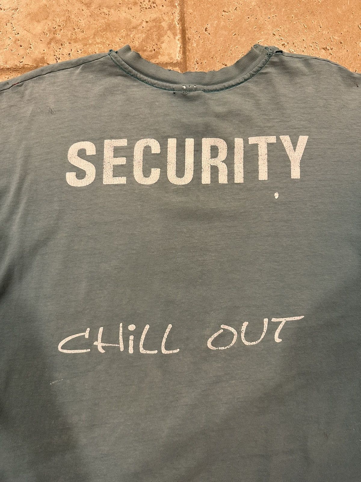StraightFaded Vintage Hanes Security Chill Out Green Sun Faded Painted Tee Size US XXL / EU 58 / 5 - 9 Thumbnail