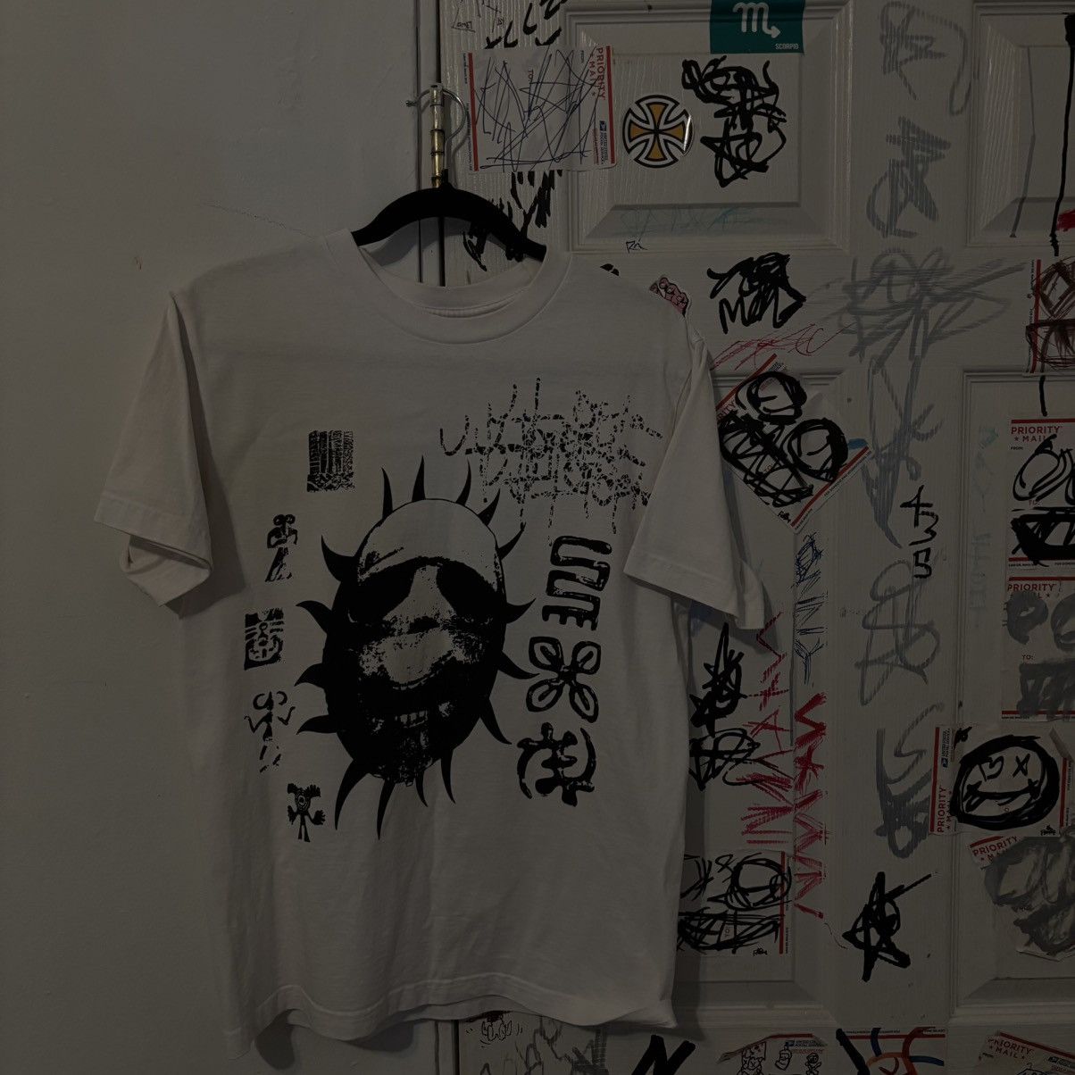 Travis Scott Travis Scott Utopia C1 Tee Size US M / EU 48-50 / 2 - 1 Thumbnail